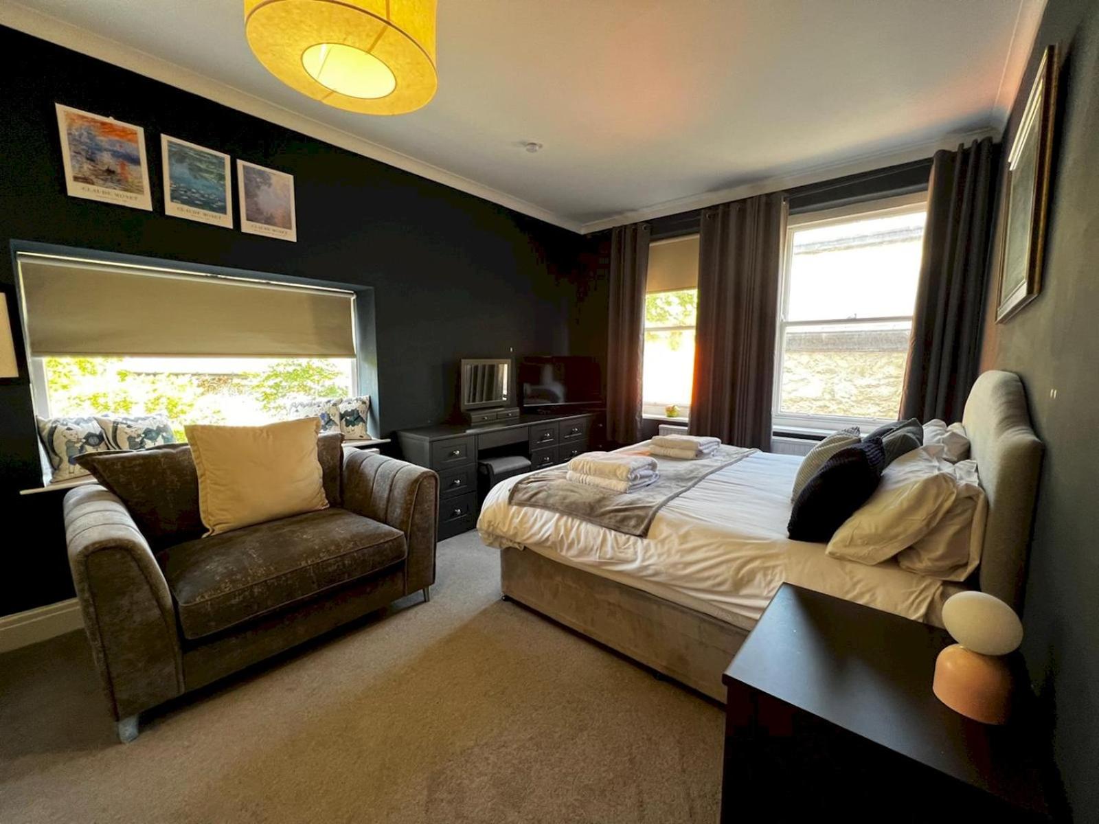 Hot Tub & Furry Friends - Characterful Buxton Home Pass The Keys