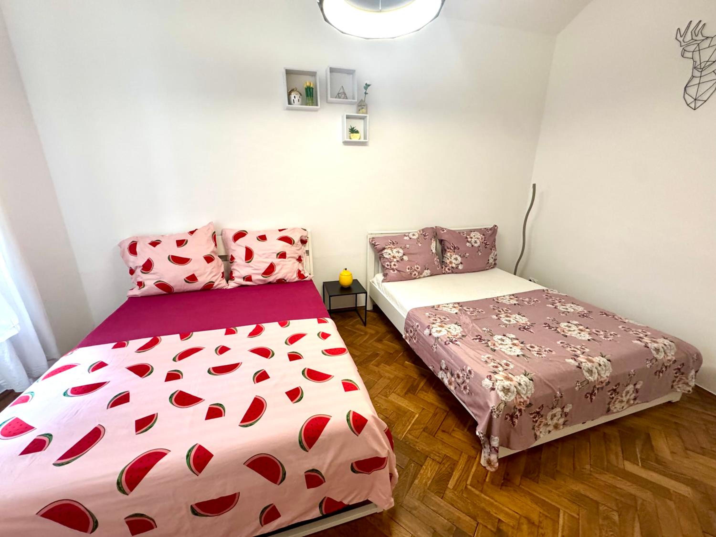 Bachelor's apartment - Smoking area - Private courtyard