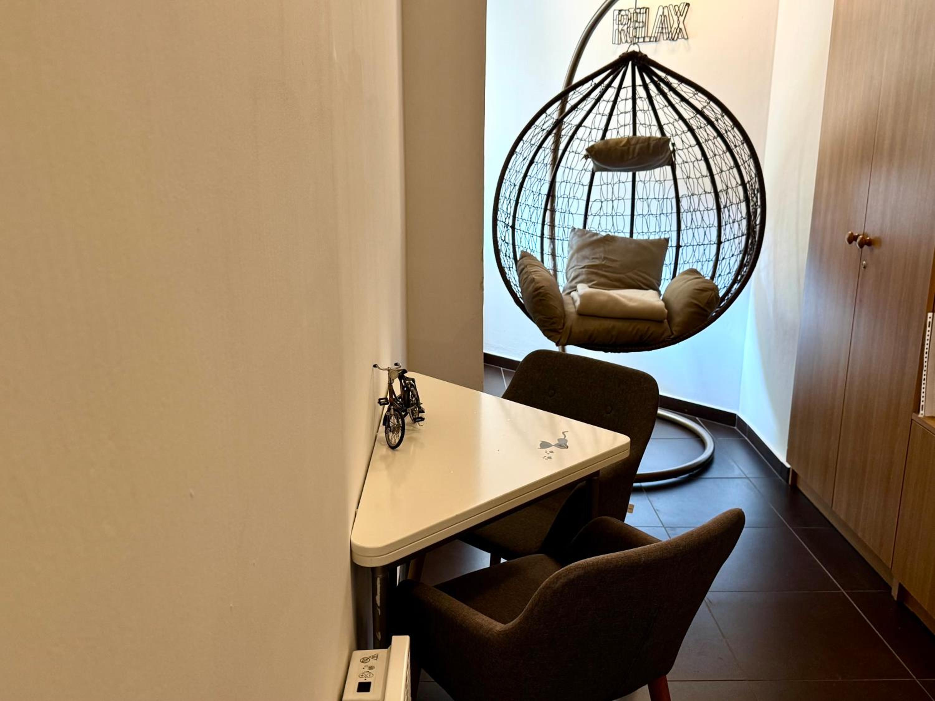 Bachelor's apartment - Smoking area - Private courtyard