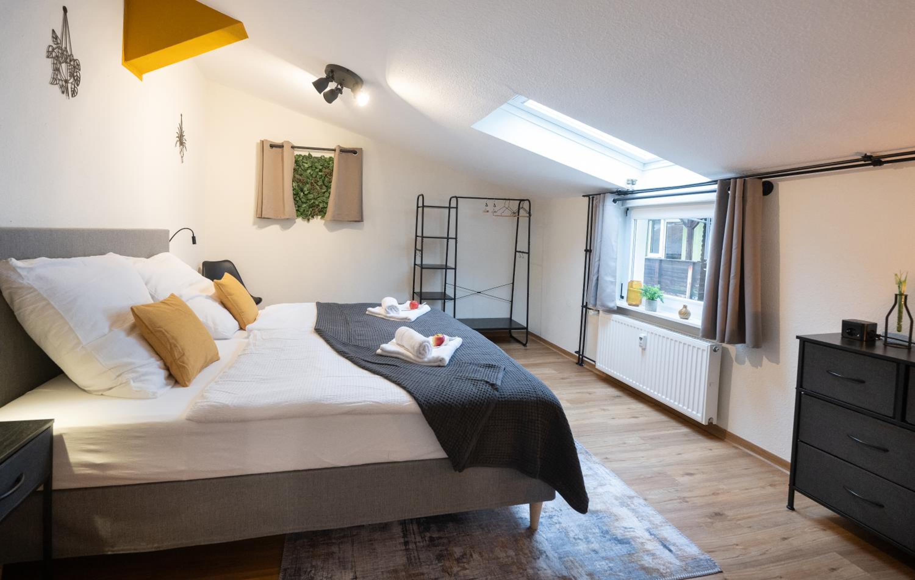 Altbauoase Fulda - ruhig, zentral, Terrasse, Bahnhof 400m -