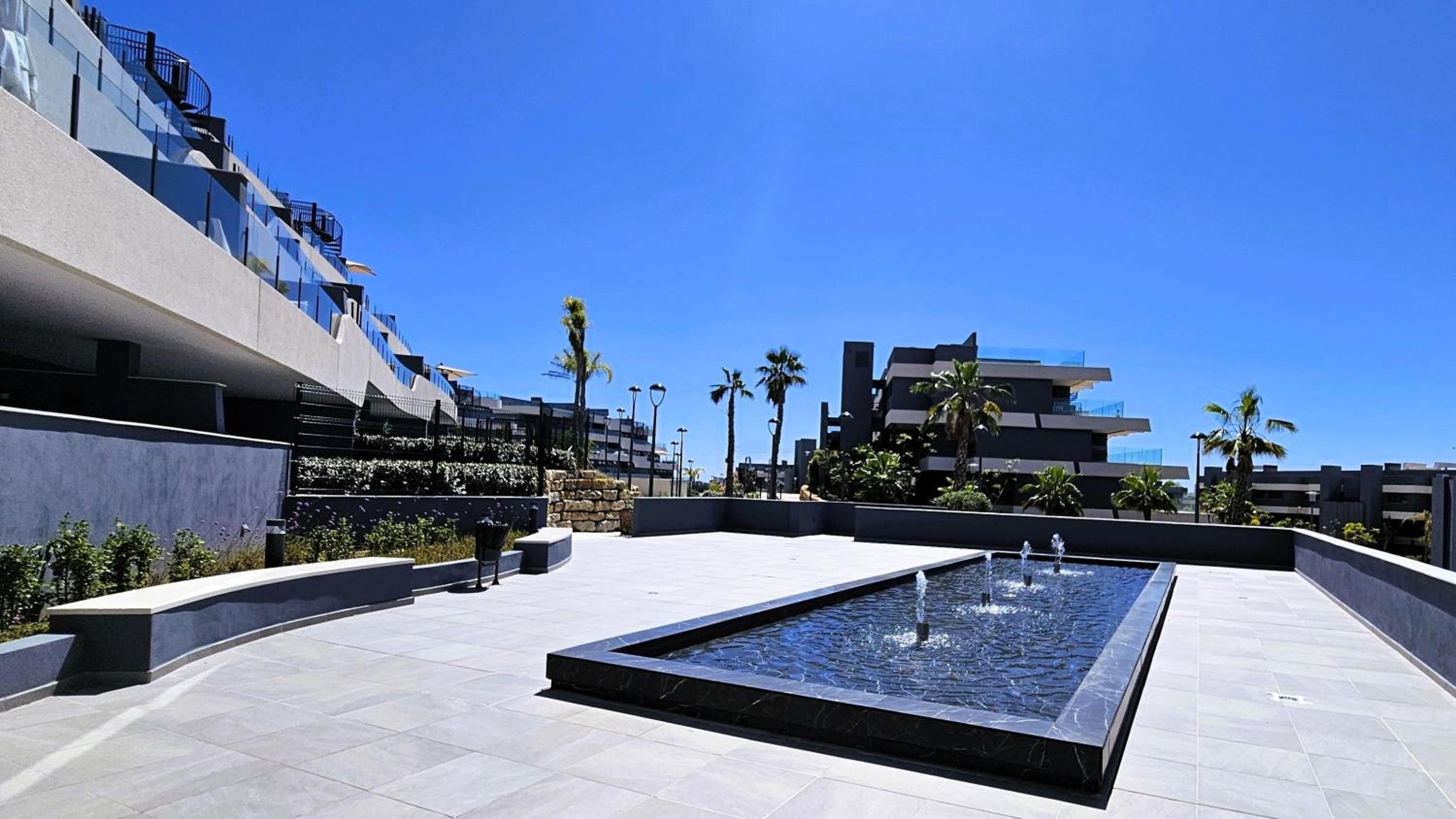 NEUE Ferienwohnung in Andalusien an der Costa del Sol - Boho Style - 40 qm Terrasse, 3-Bedroom, Pool, Gym, Work Lounge
