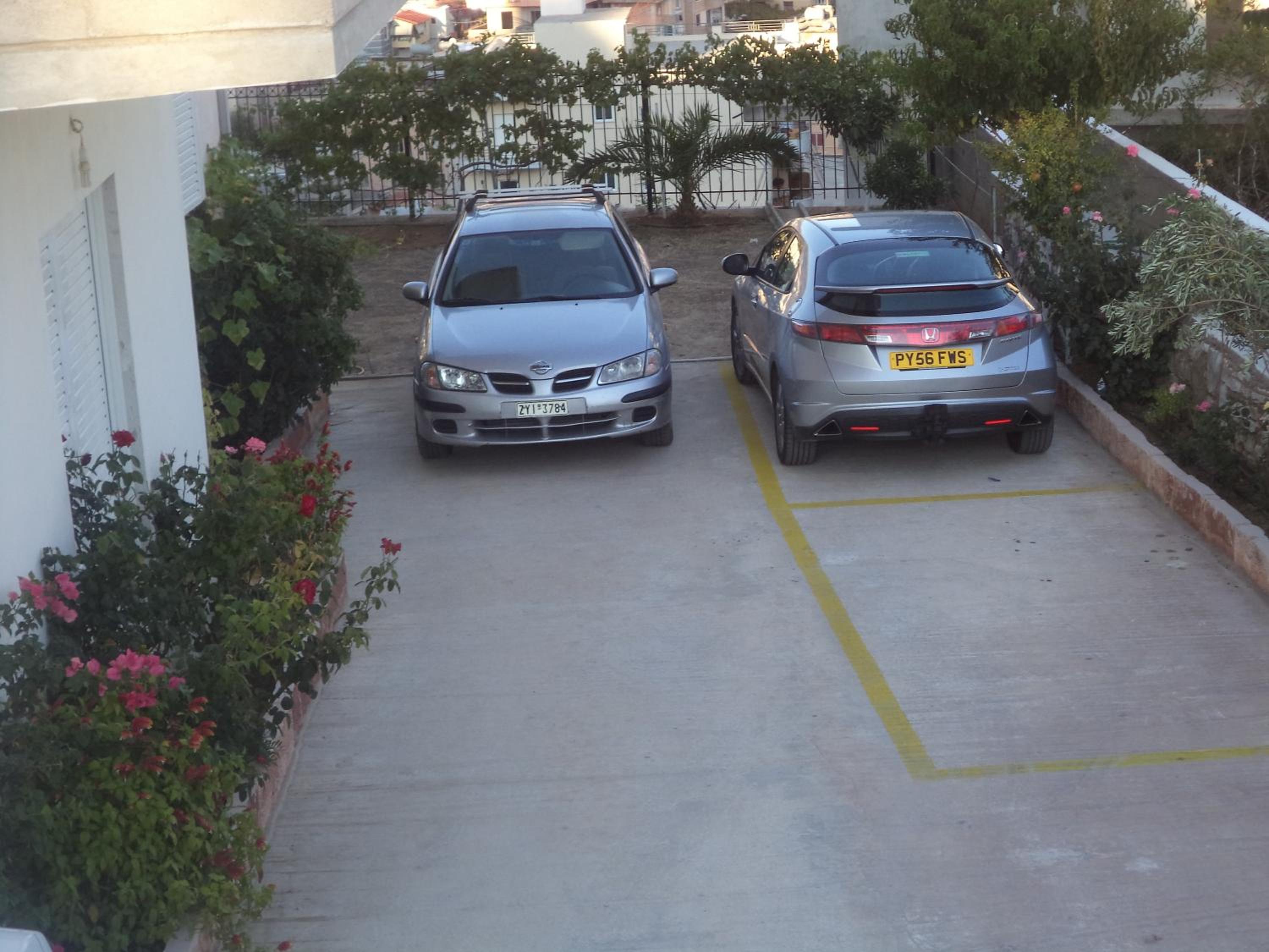Mariana Apartments