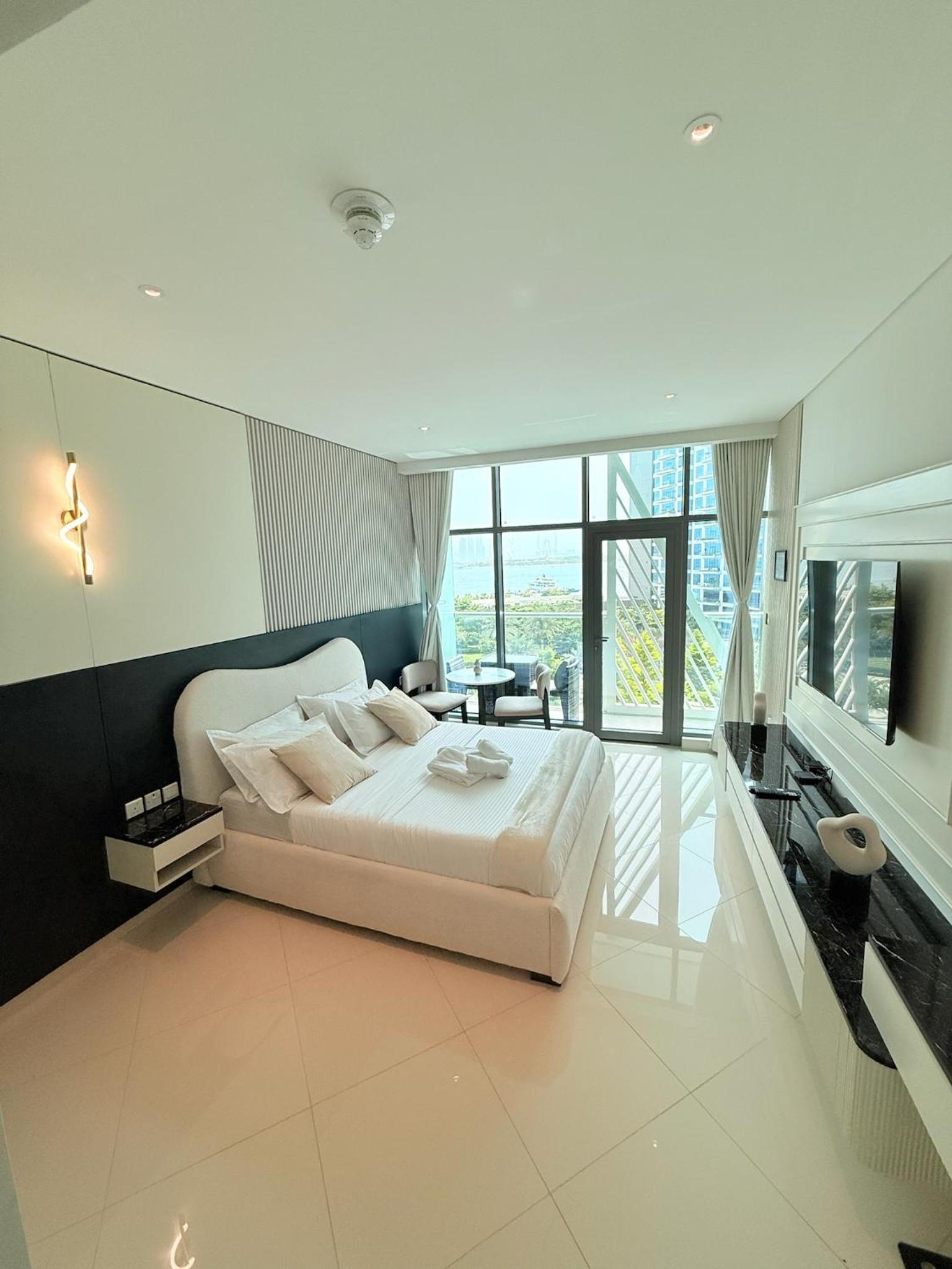 FullSeaView-RoofTopPool Free Private WestBeachAccess