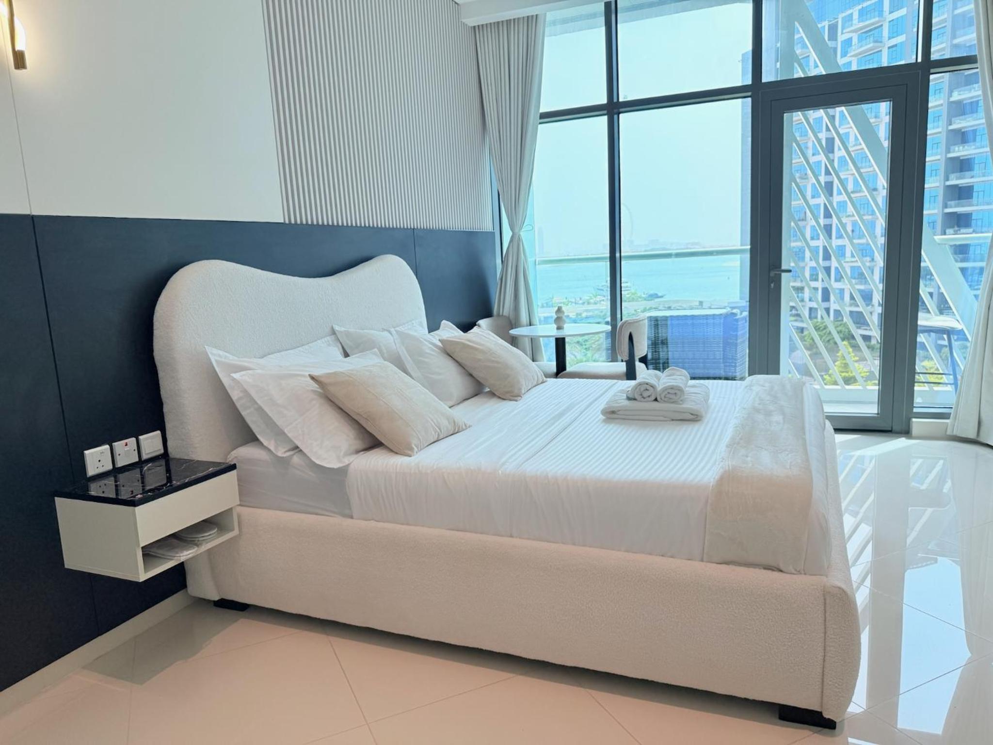 FullSeaView-RoofTopPool Free Private WestBeachAccess