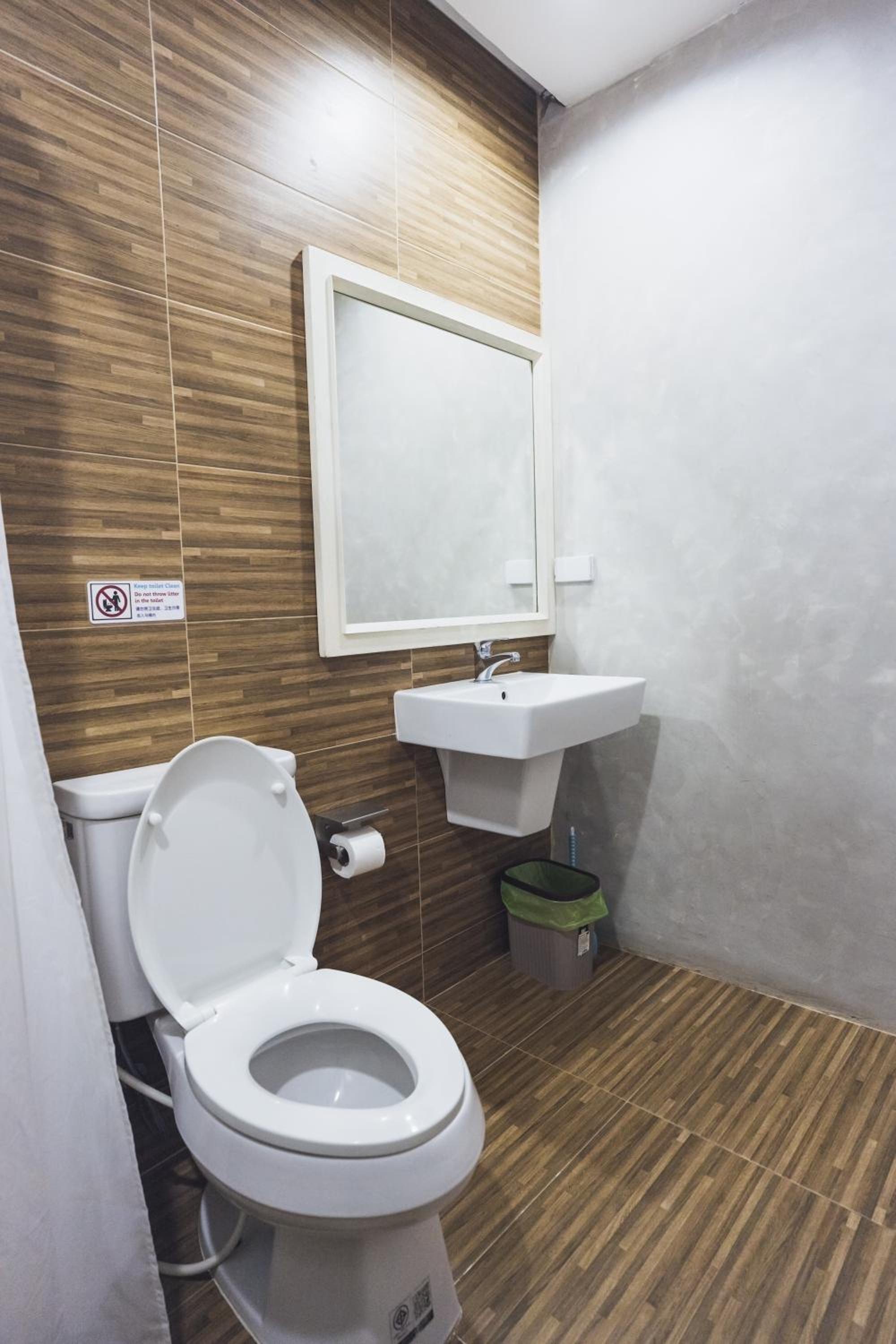 Nitichai Place, Private Sukhumvit Townhome 8PAX