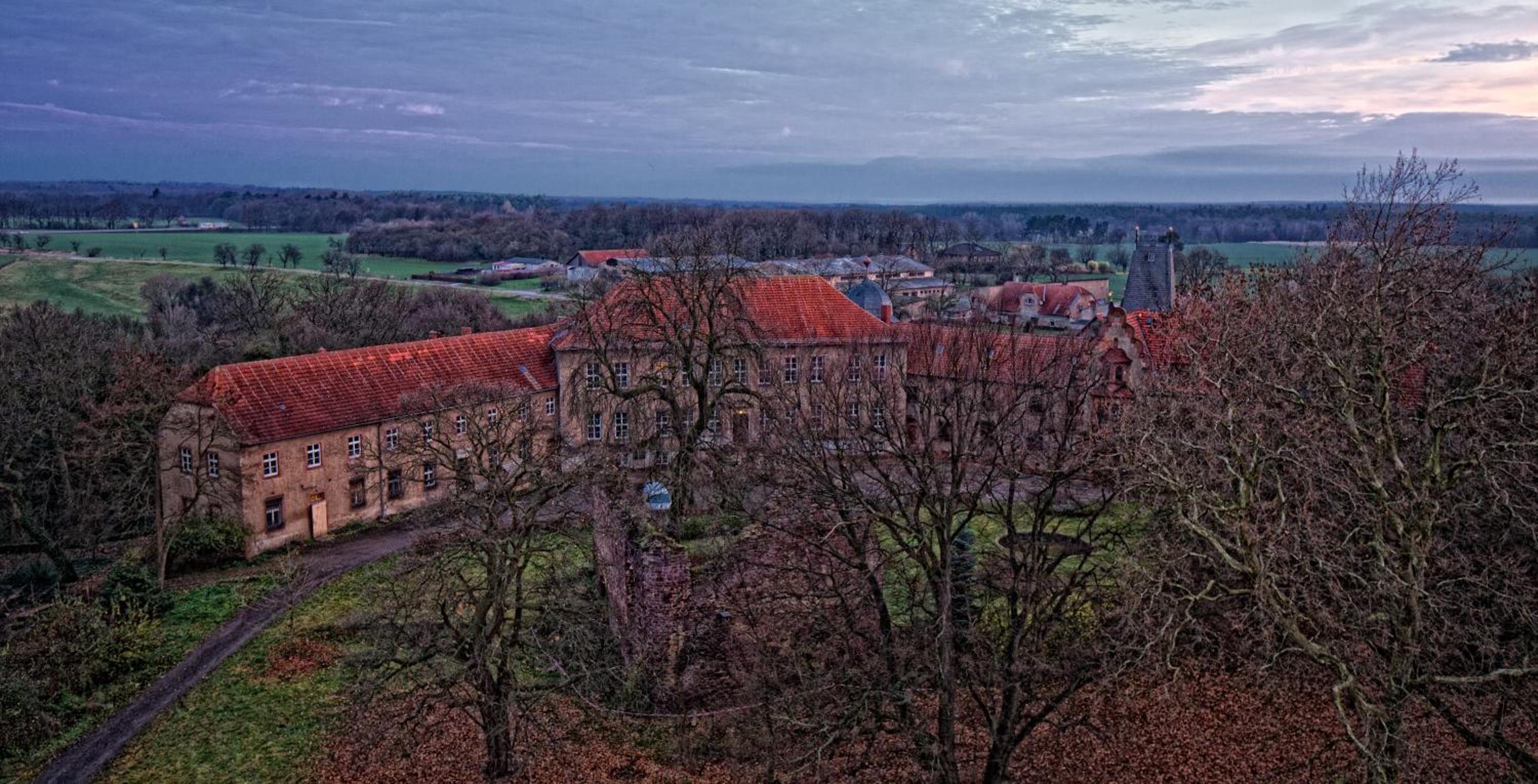 Veltheimsburg