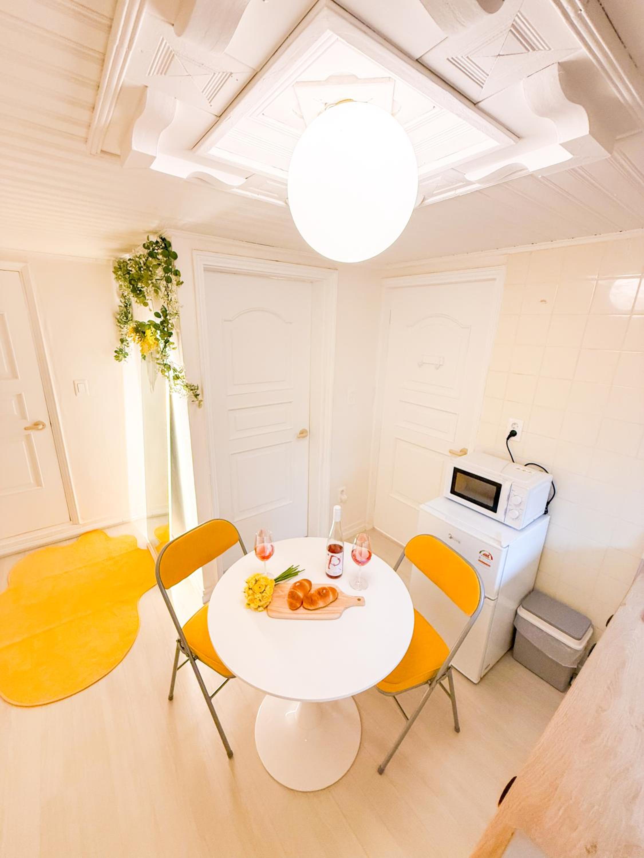 3beds near Ahyeon Hongdae Seoul train st Yeouido
