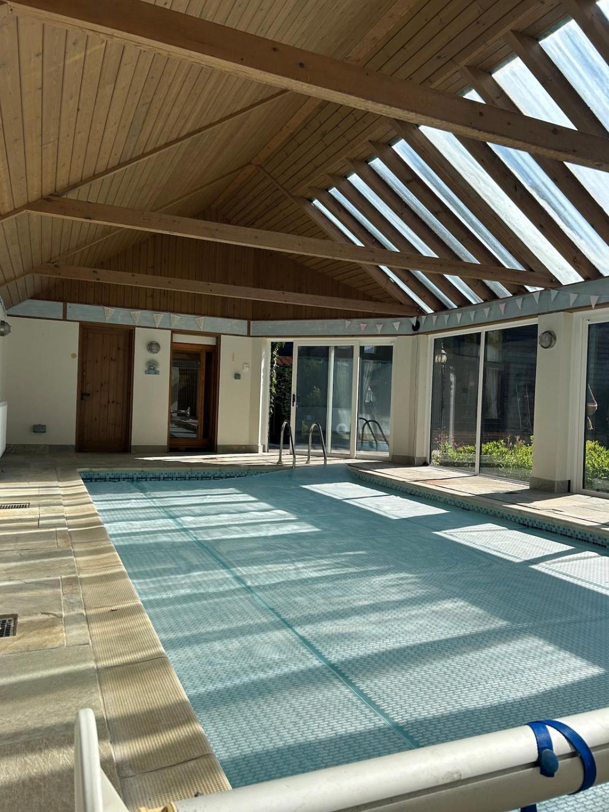 Heritage Cottage with a Pool
