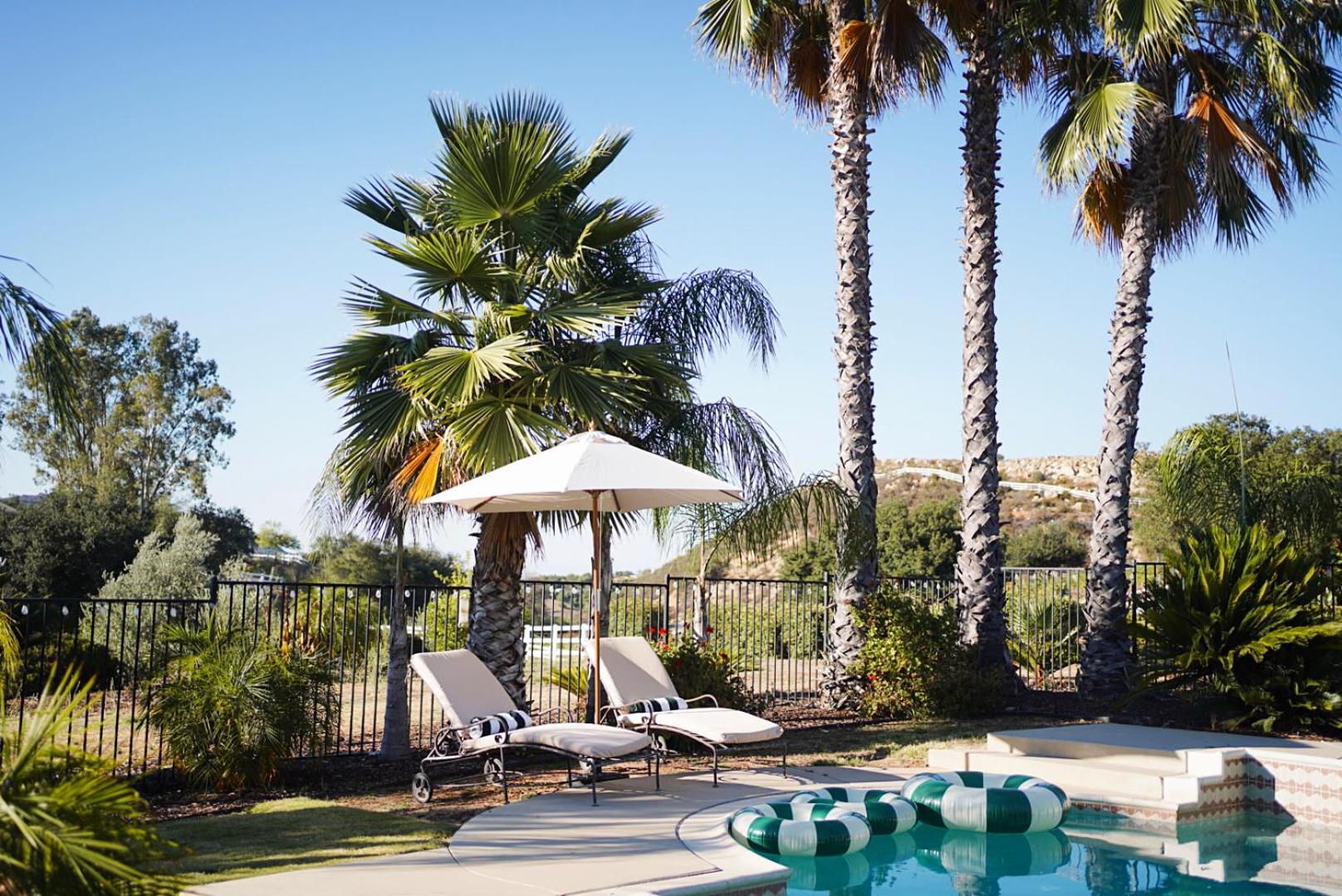 Villa on 5 Acre Vineyard Equestrian Estate, Pool & Hot tub, Events