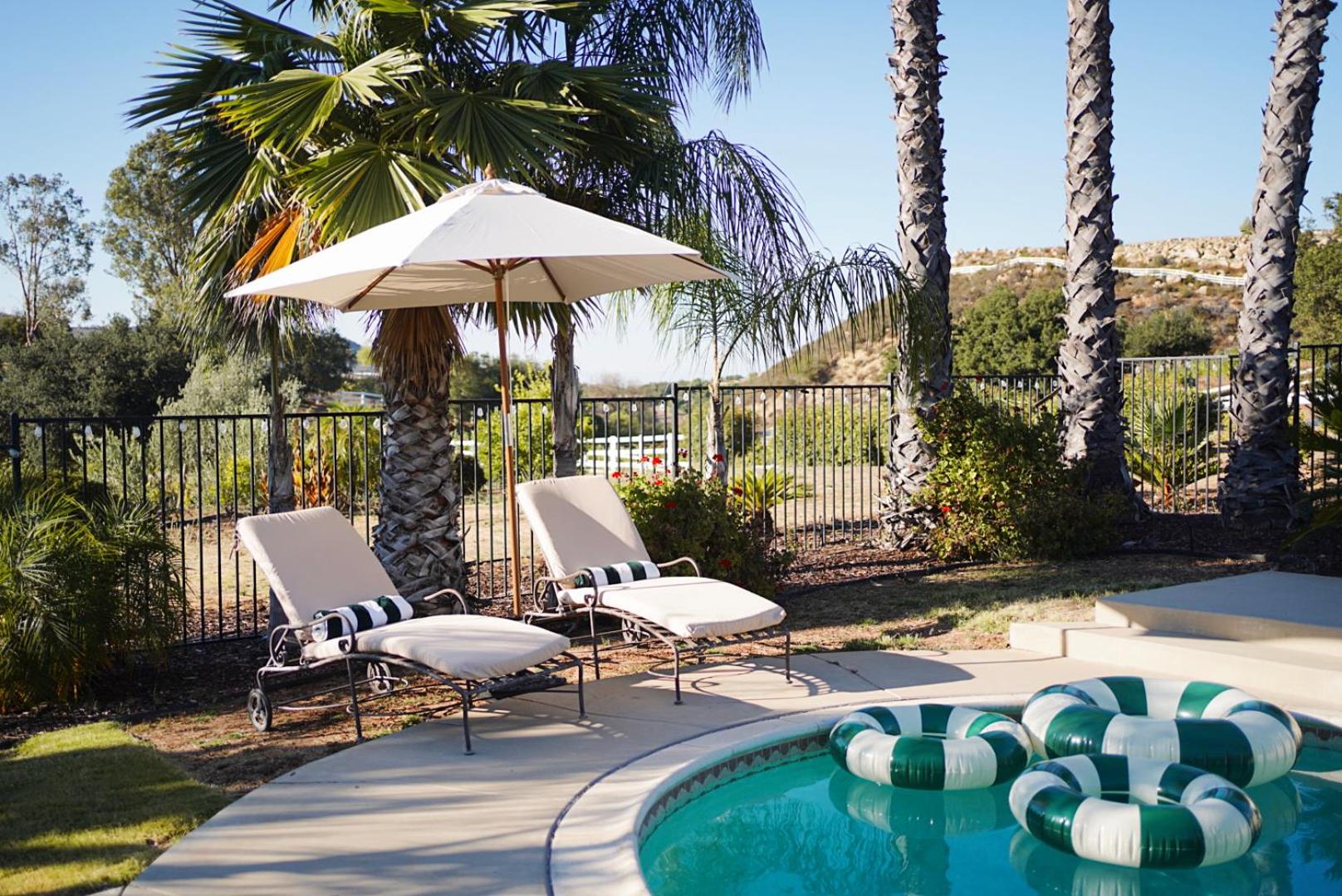 Villa on 5 Acre Vineyard Equestrian Estate, Pool & Hot tub, Events