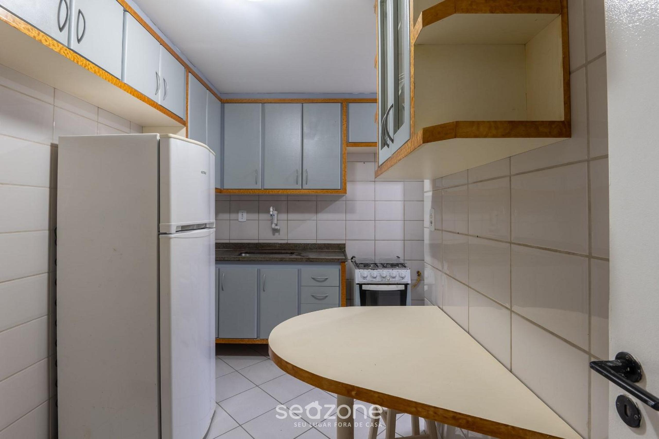 Comfort and sophistication just steps from Praia do Morro - DBH