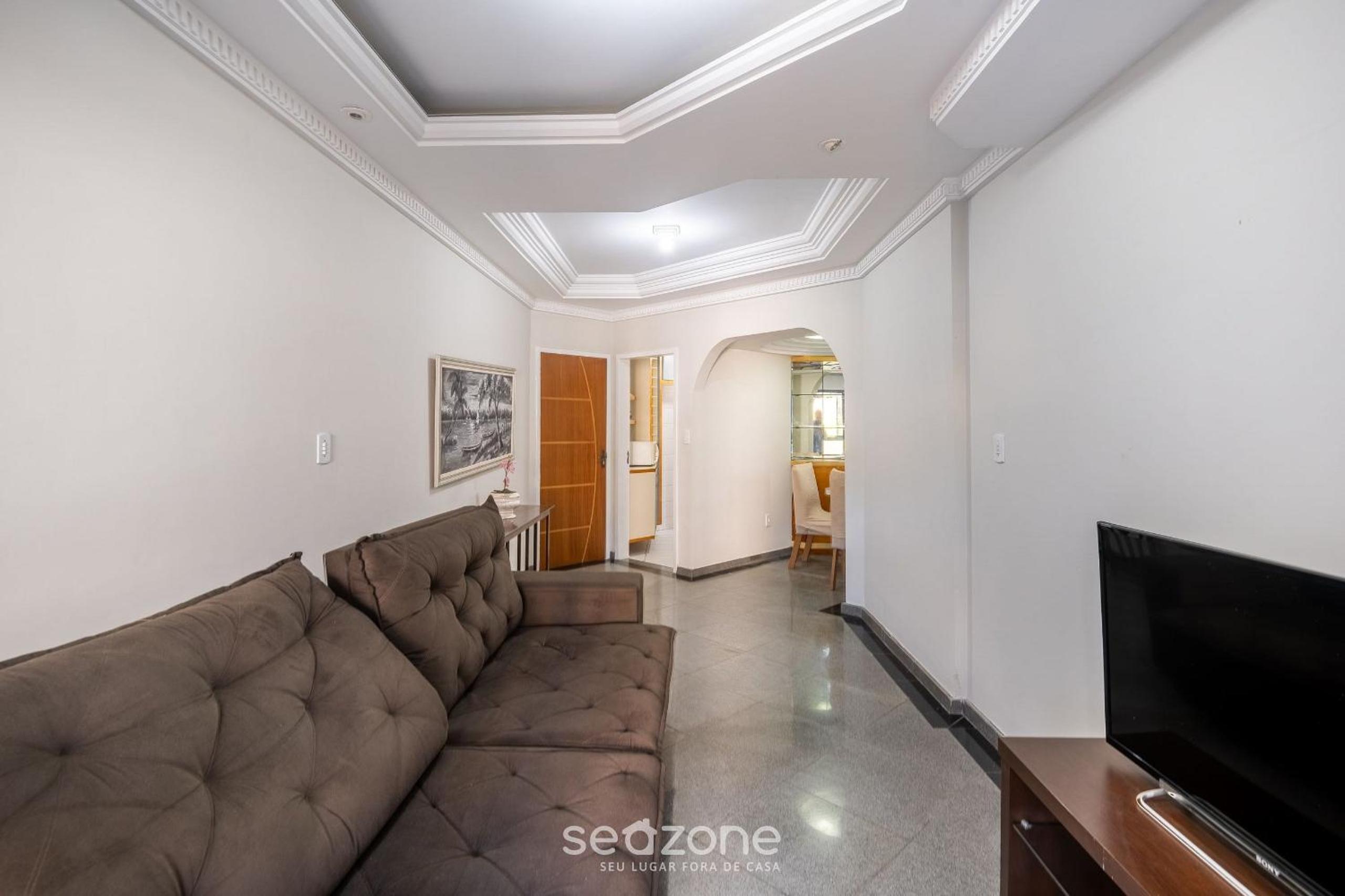 Comfort and sophistication just steps from Praia do Morro - DBH