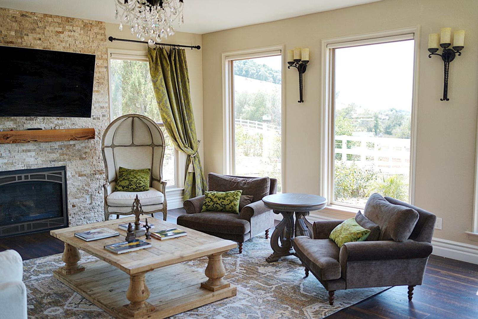 Villa on 5 Acre Vineyard Equestrian Estate, Pool & Hot tub, Events
