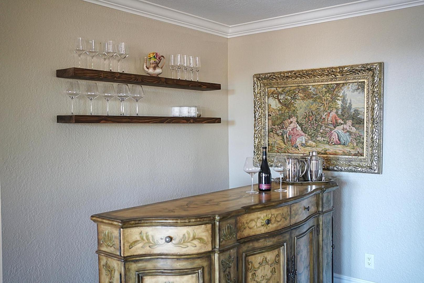 Villa on 5 Acre Vineyard Equestrian Estate, Pool & Hot tub, Events