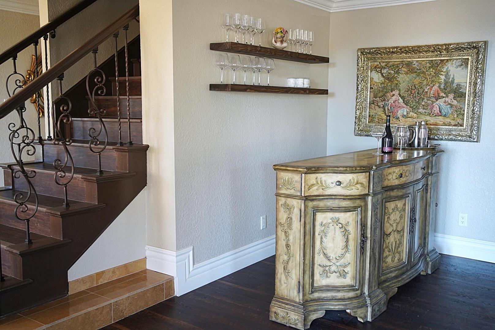 Villa on 5 Acre Vineyard Equestrian Estate, Pool & Hot tub, Events
