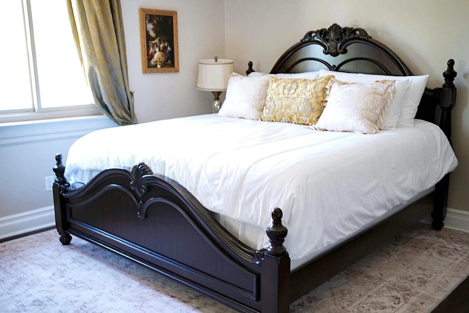 Villa on 5 Acre Vineyard Equestrian Estate, Pool & Hot tub, Events