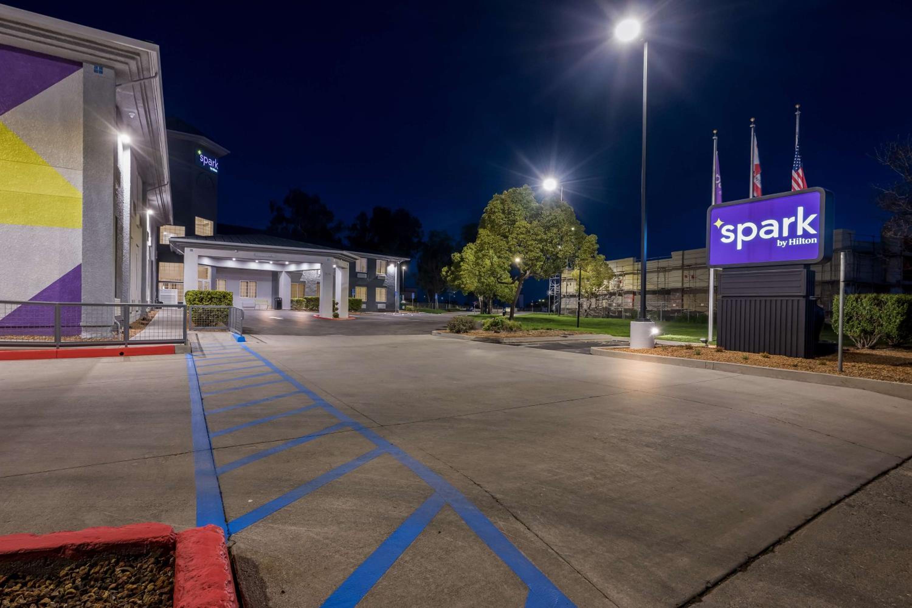 Spark by Hilton Williams, photo 8