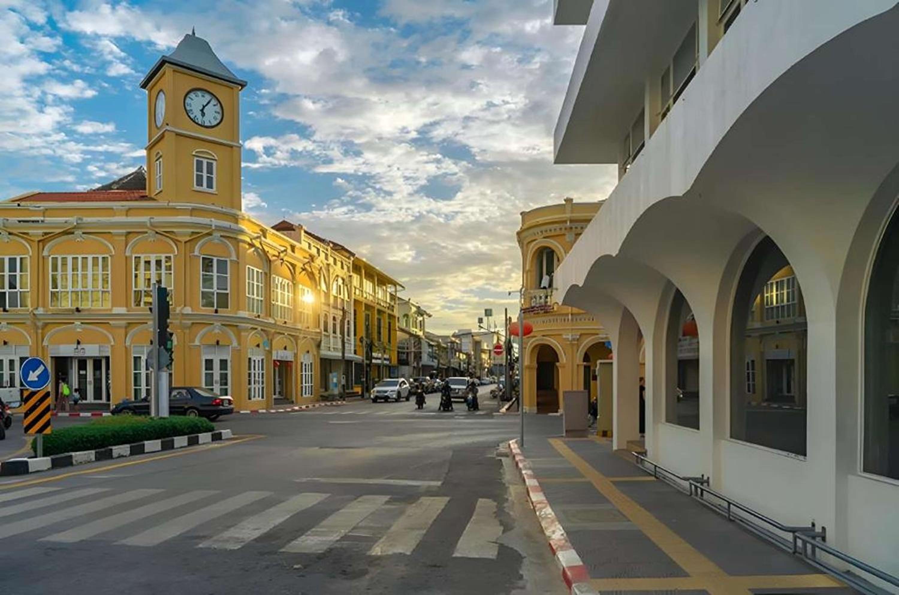 XX Mitr Inn Phuket Oldtown