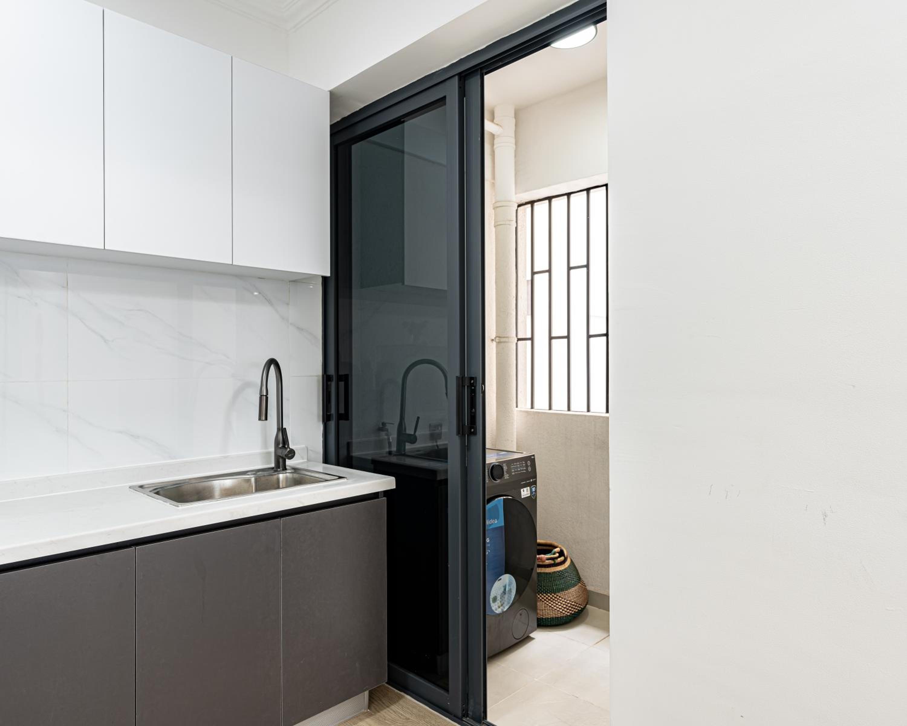Marina Bay One & Two Bedroom, 270 Cafe, Rooftop Swimming pool, gym, workspace ,Wonderiss Properties Westlands Living