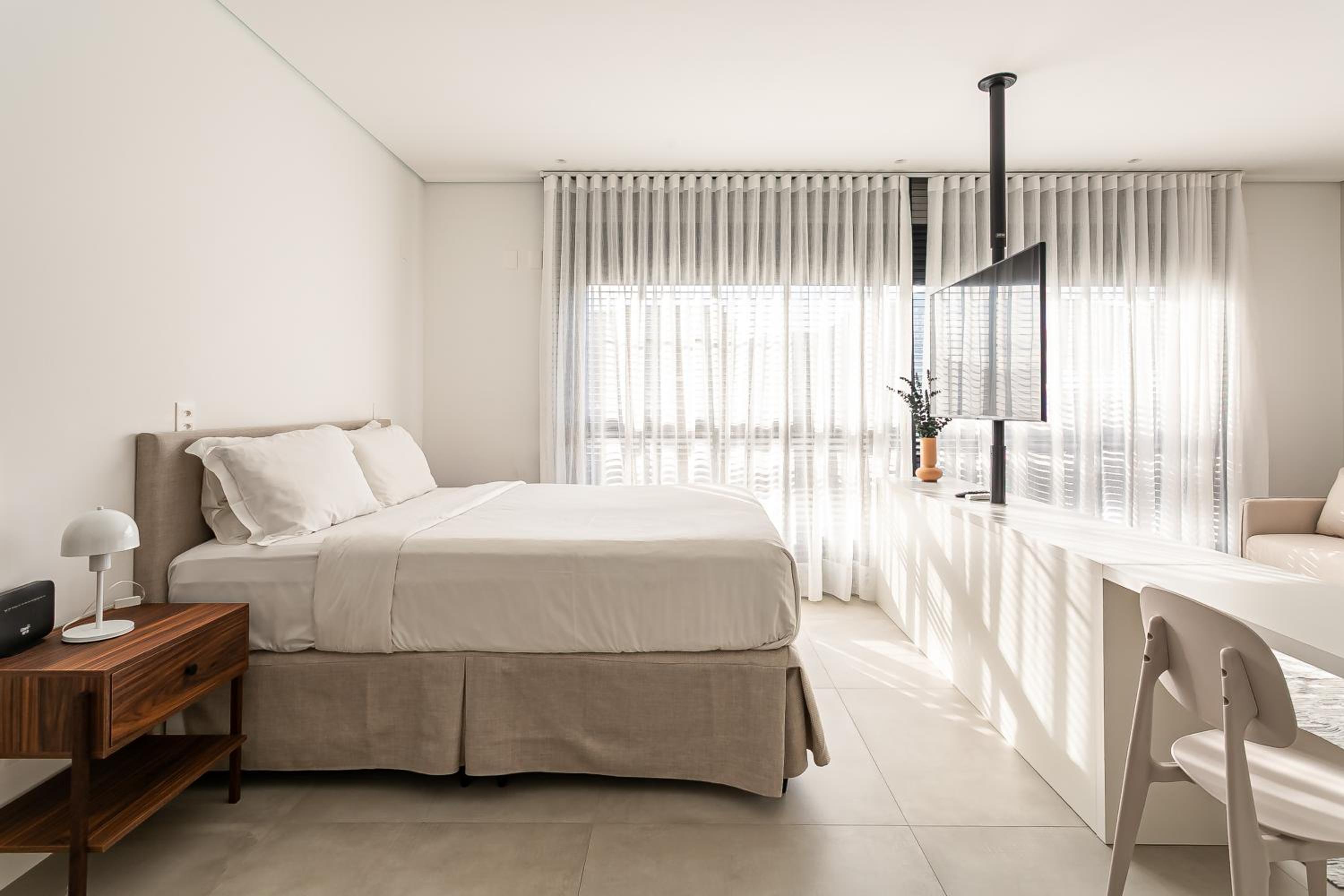 First Residencial Multifuncional by Viva - Conforto e Fácil Acesso às Melhores Praias de Floripa