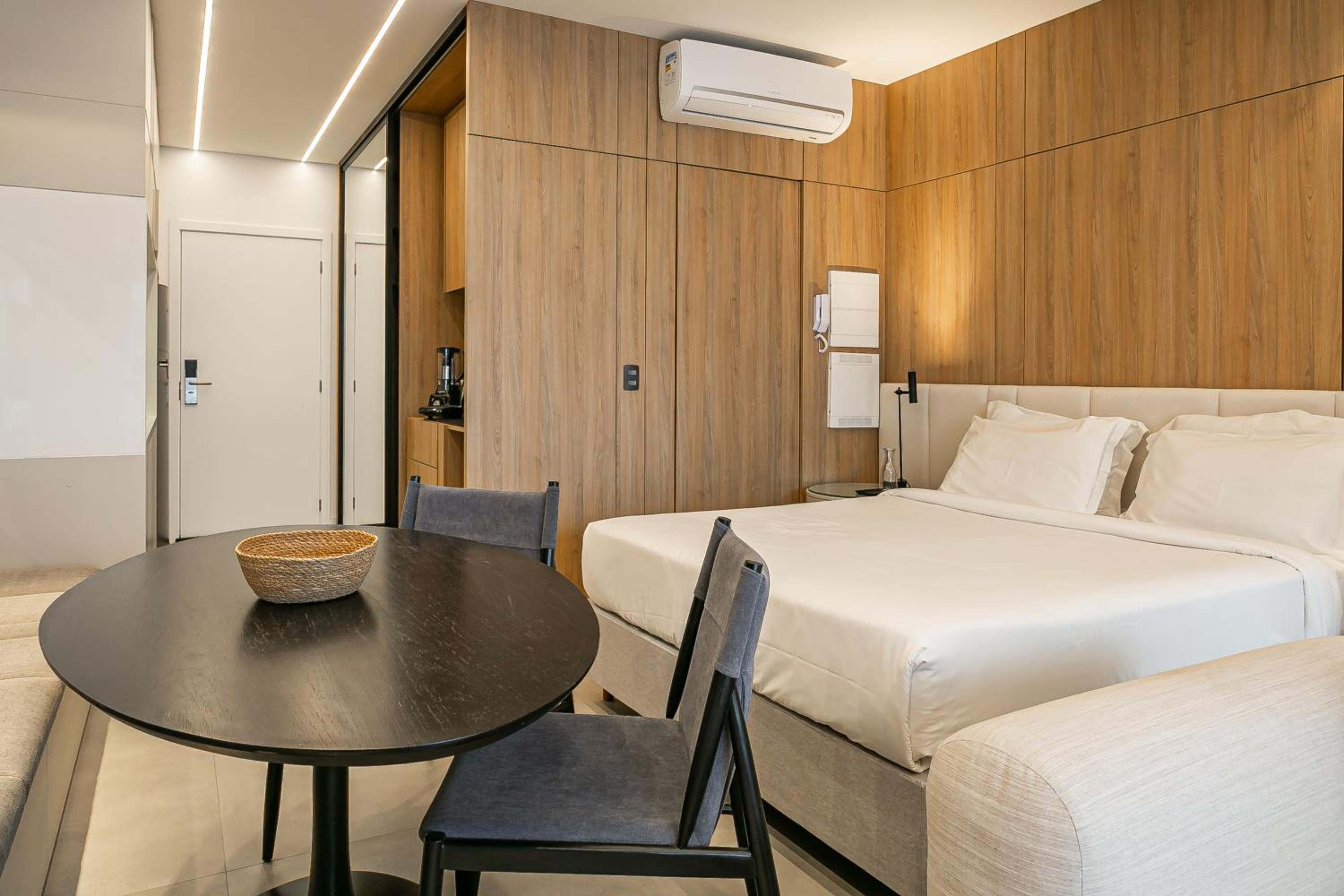 First Residencial Multifuncional by Viva - Conforto e Fácil Acesso às Melhores Praias de Floripa
