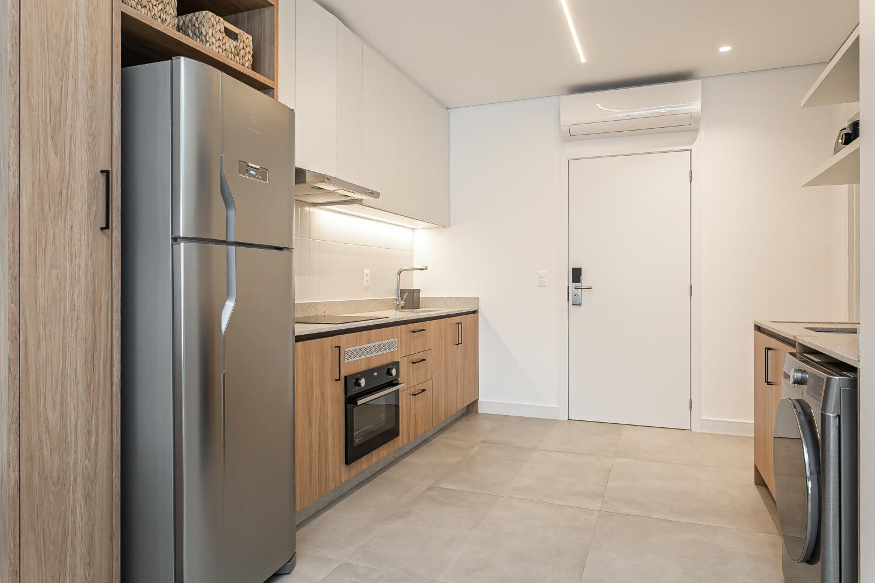 First Residencial Multifuncional by Viva - Conforto e Fácil Acesso às Melhores Praias de Floripa