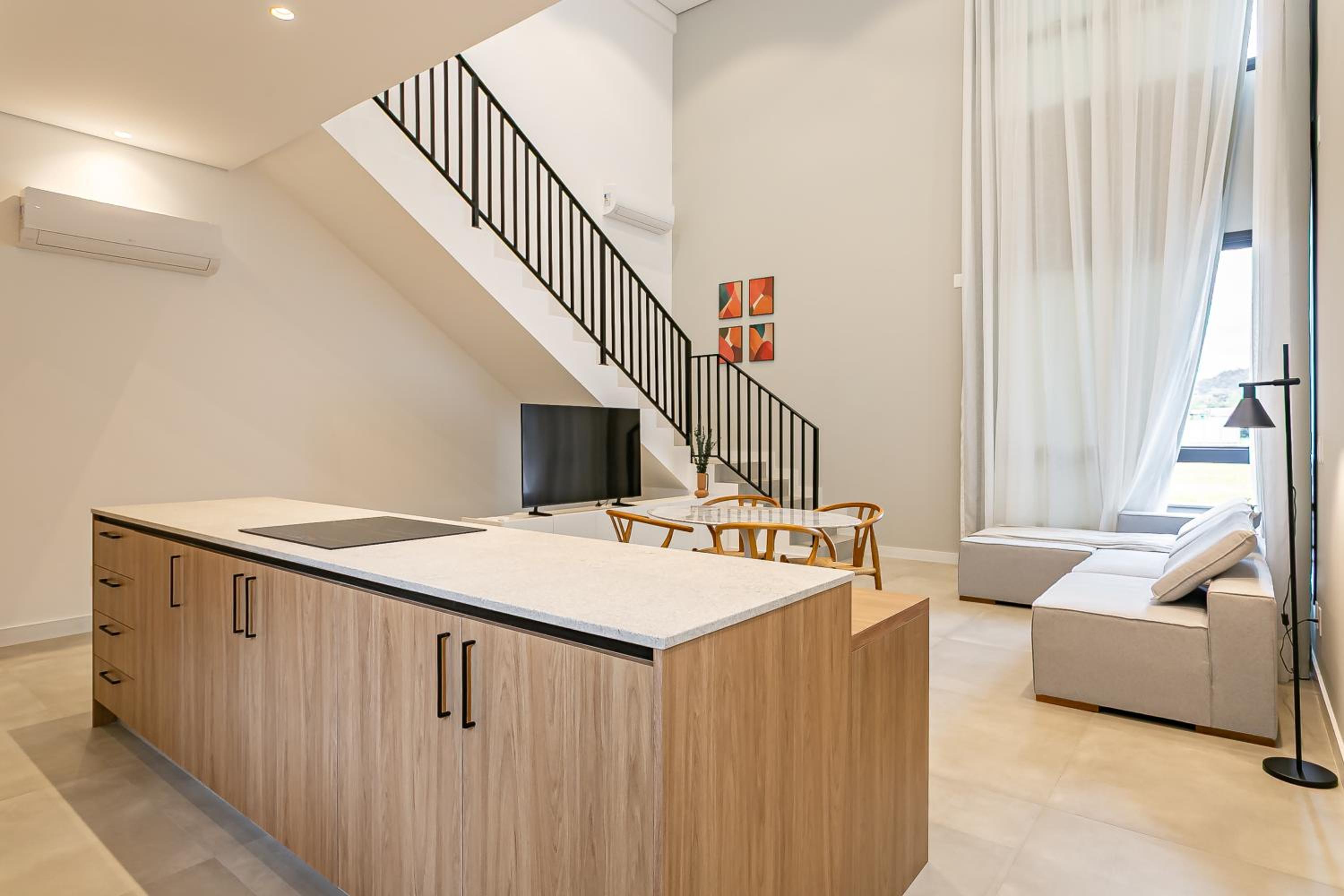 First Residencial Multifuncional by Viva - Conforto e Fácil Acesso às Melhores Praias de Floripa