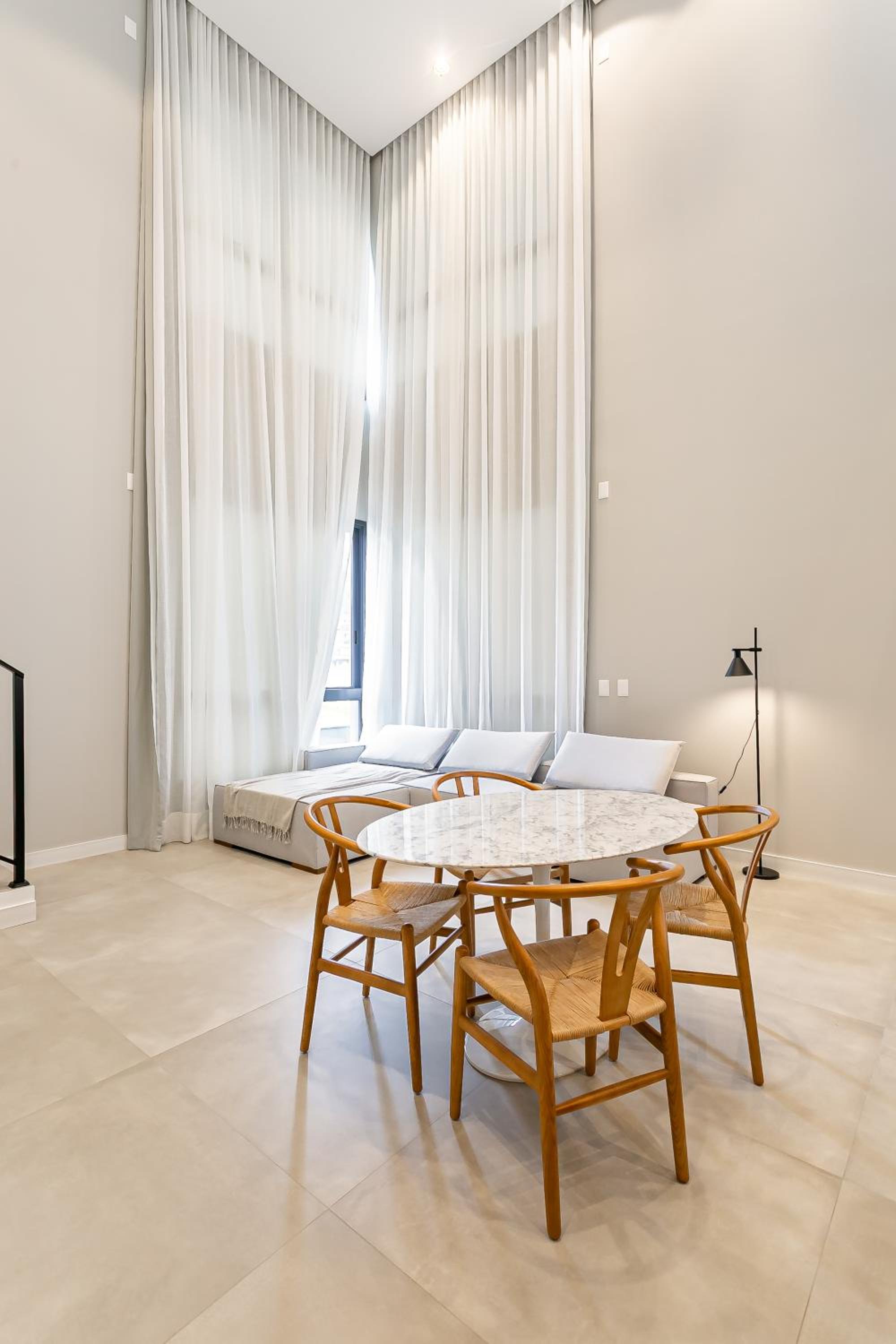 First Residencial Multifuncional by Viva - Conforto e Fácil Acesso às Melhores Praias de Floripa