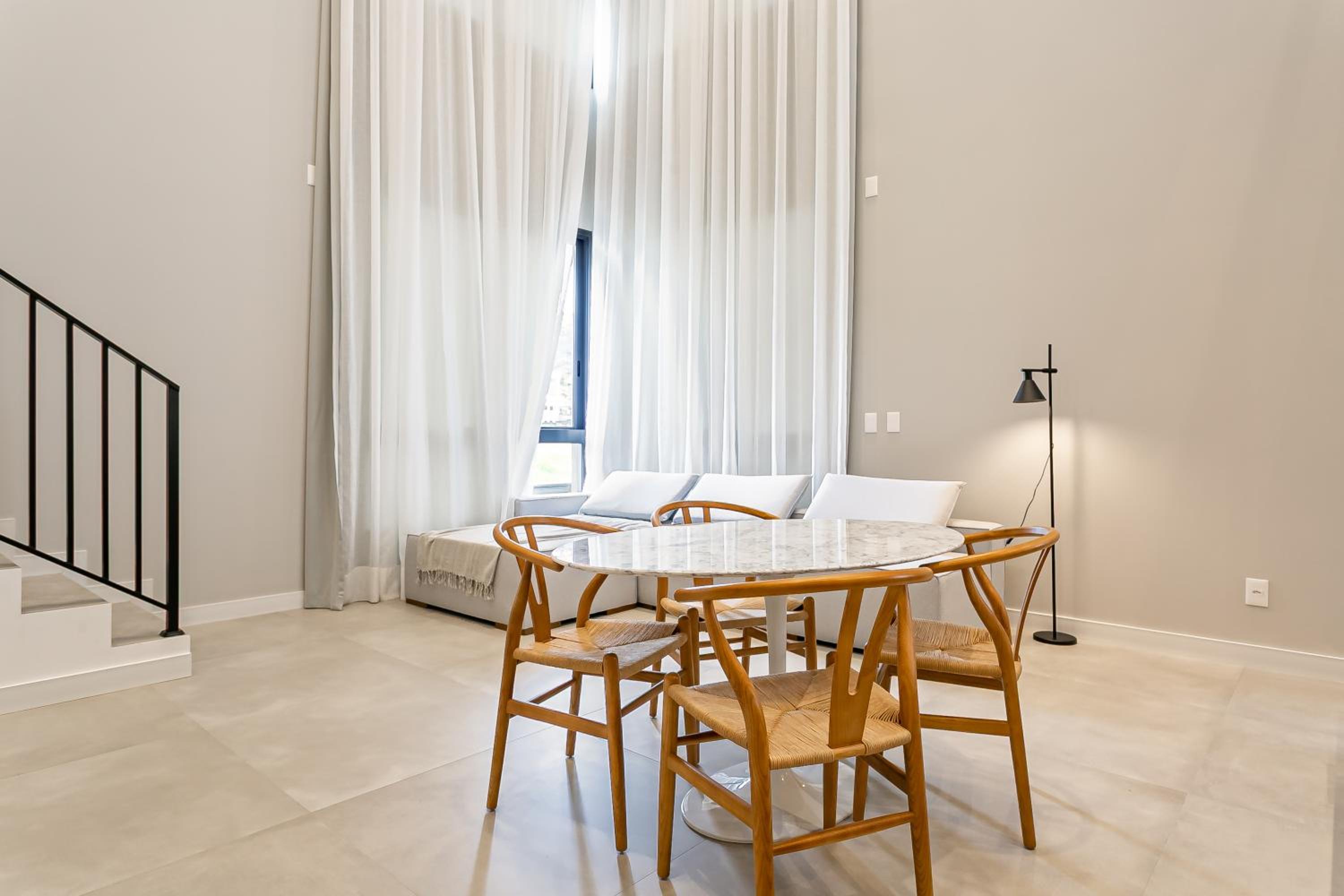 First Residencial Multifuncional by Viva - Conforto e Fácil Acesso às Melhores Praias de Floripa