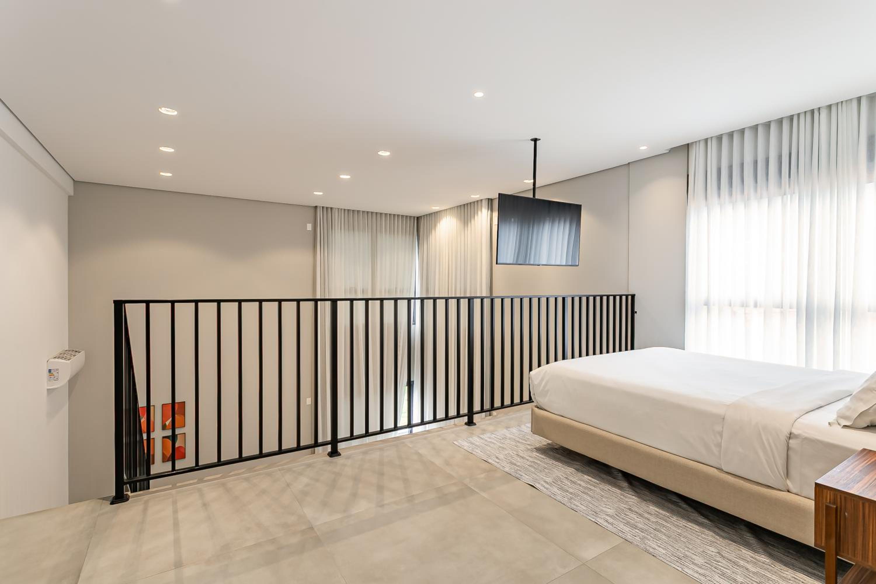 First Residencial Multifuncional by Viva - Conforto e Fácil Acesso às Melhores Praias de Floripa