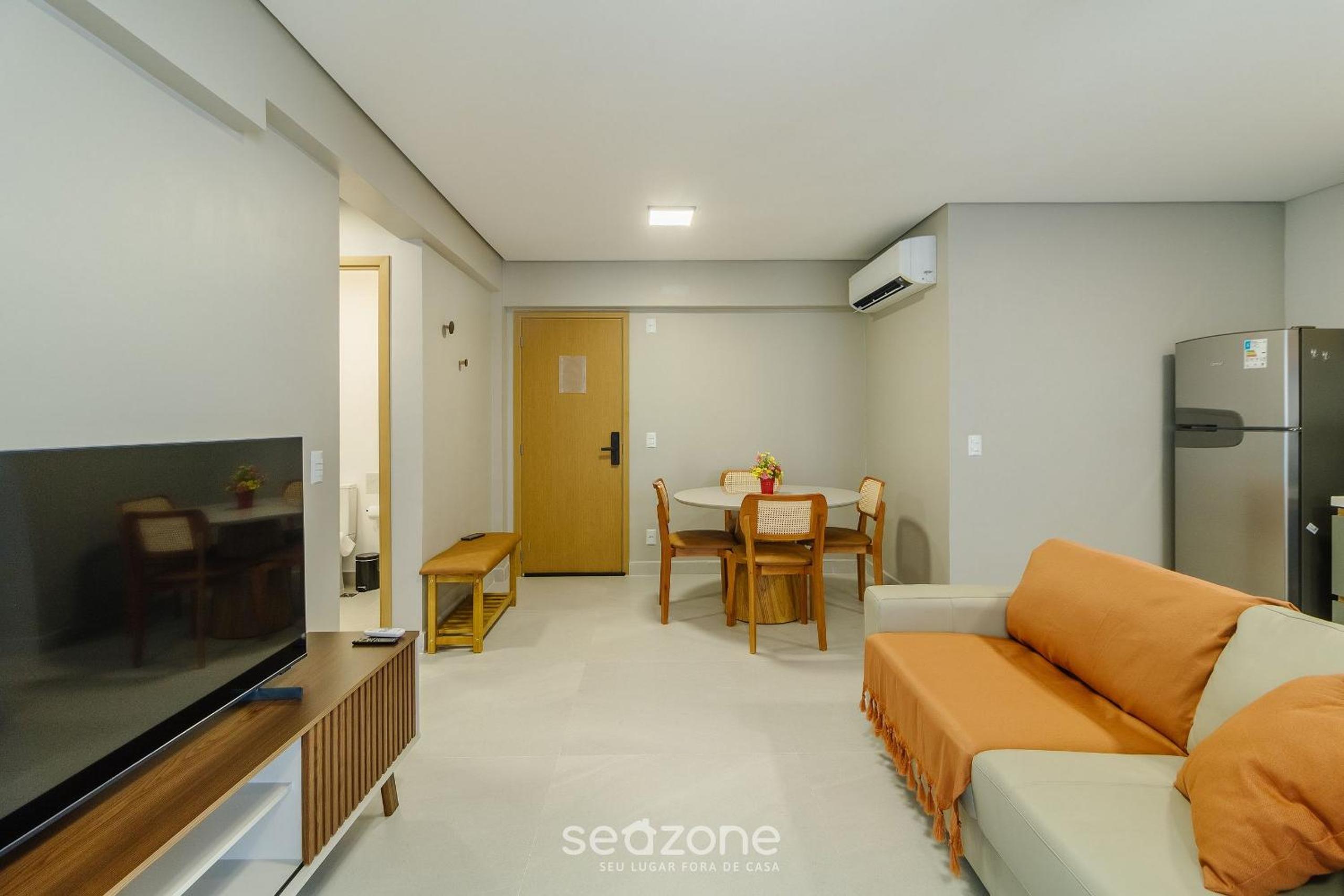 Apts in a condo. w/ pool, a few steps fr/ Vaca Brava Park - OBDs