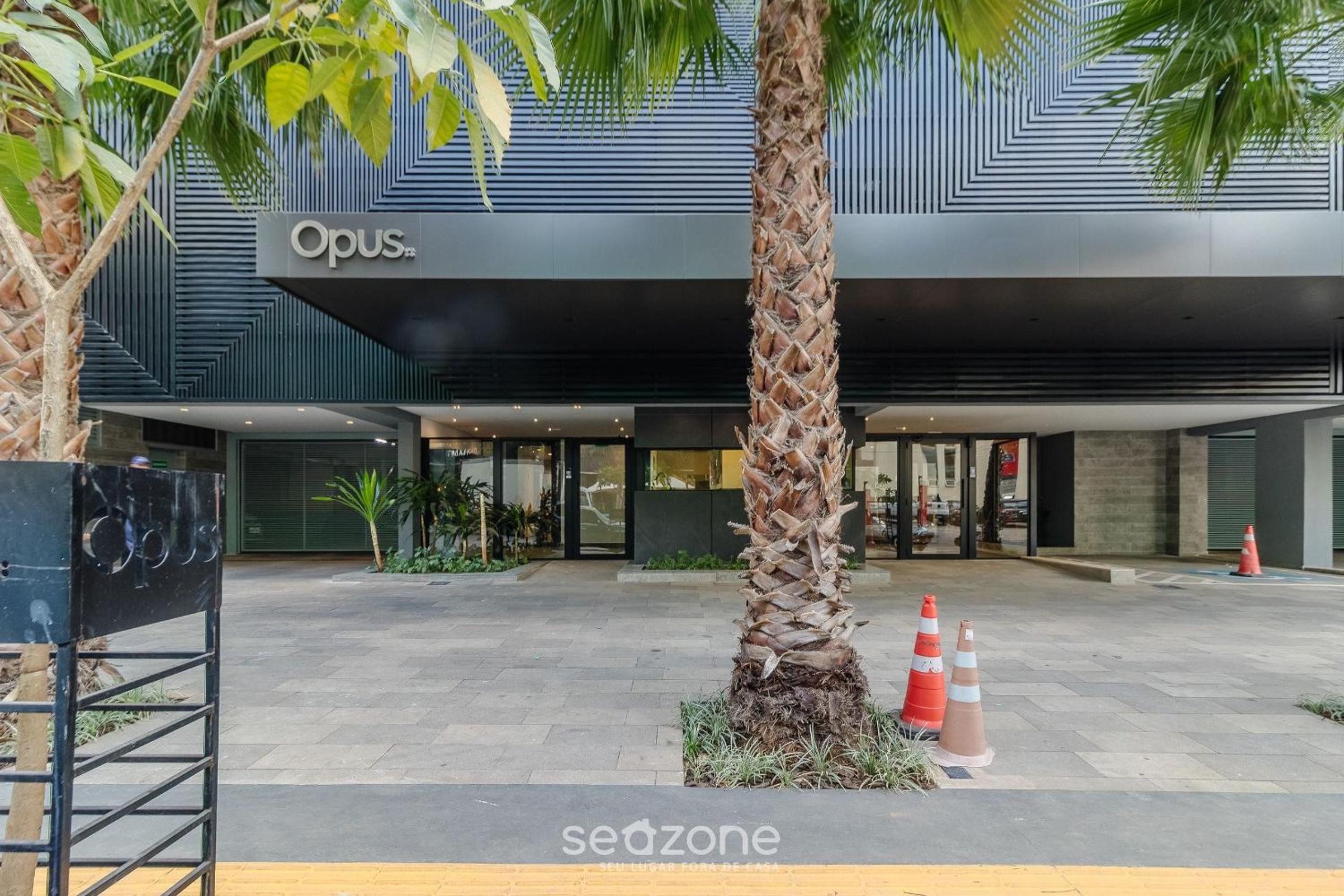 Apts in a condo. w/ pool, a few steps fr/ Vaca Brava Park - OBDs
