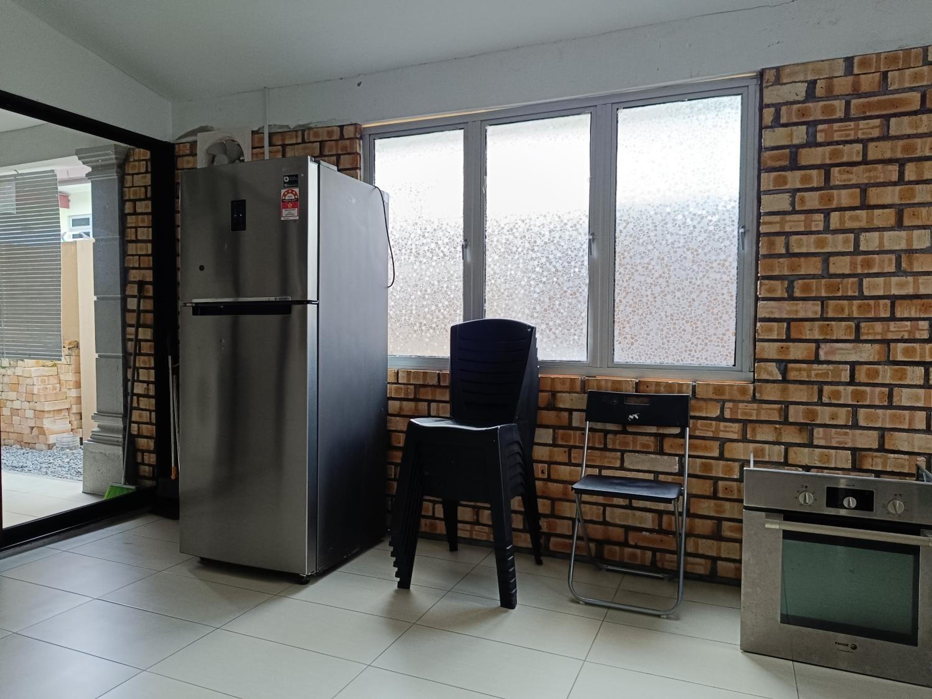 Ateh's Homestay KLIA
