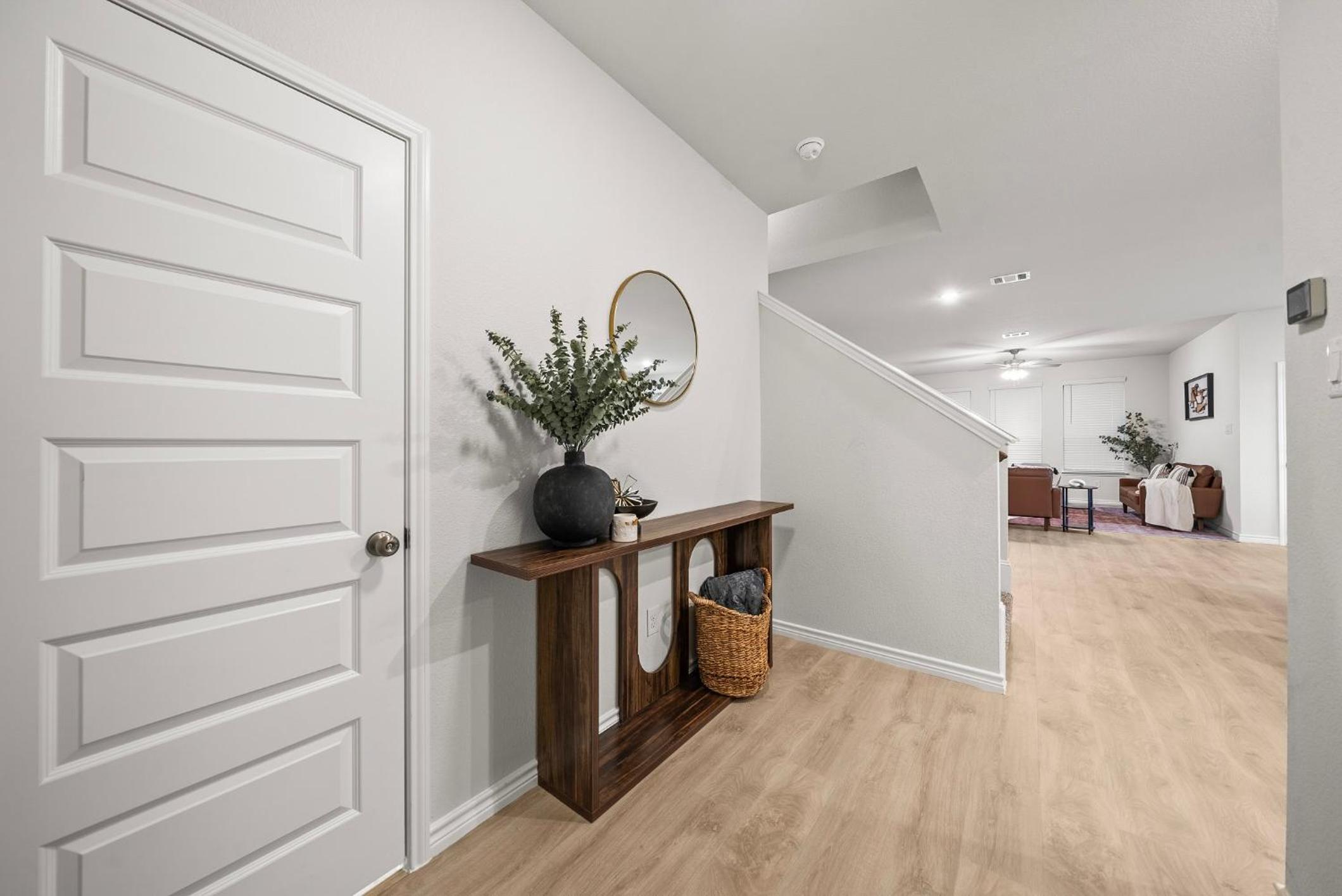 Luxurious 4 Bed Duplex Getaway!