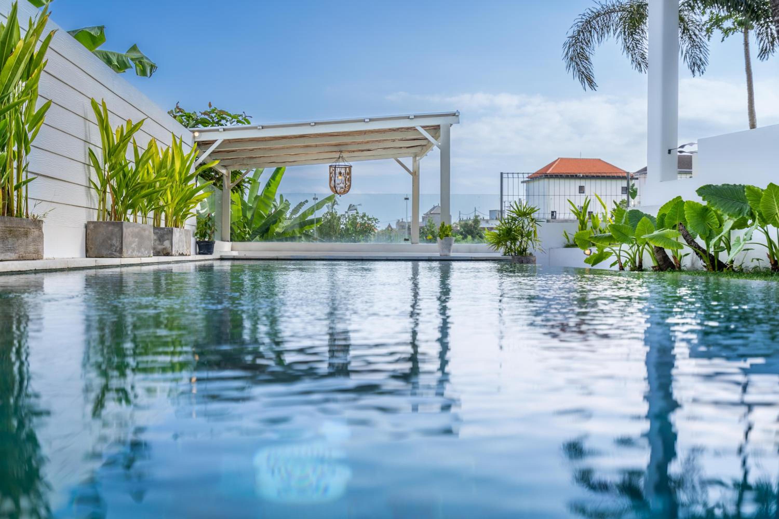 Prime Canggu Villa with stunning Rice field views