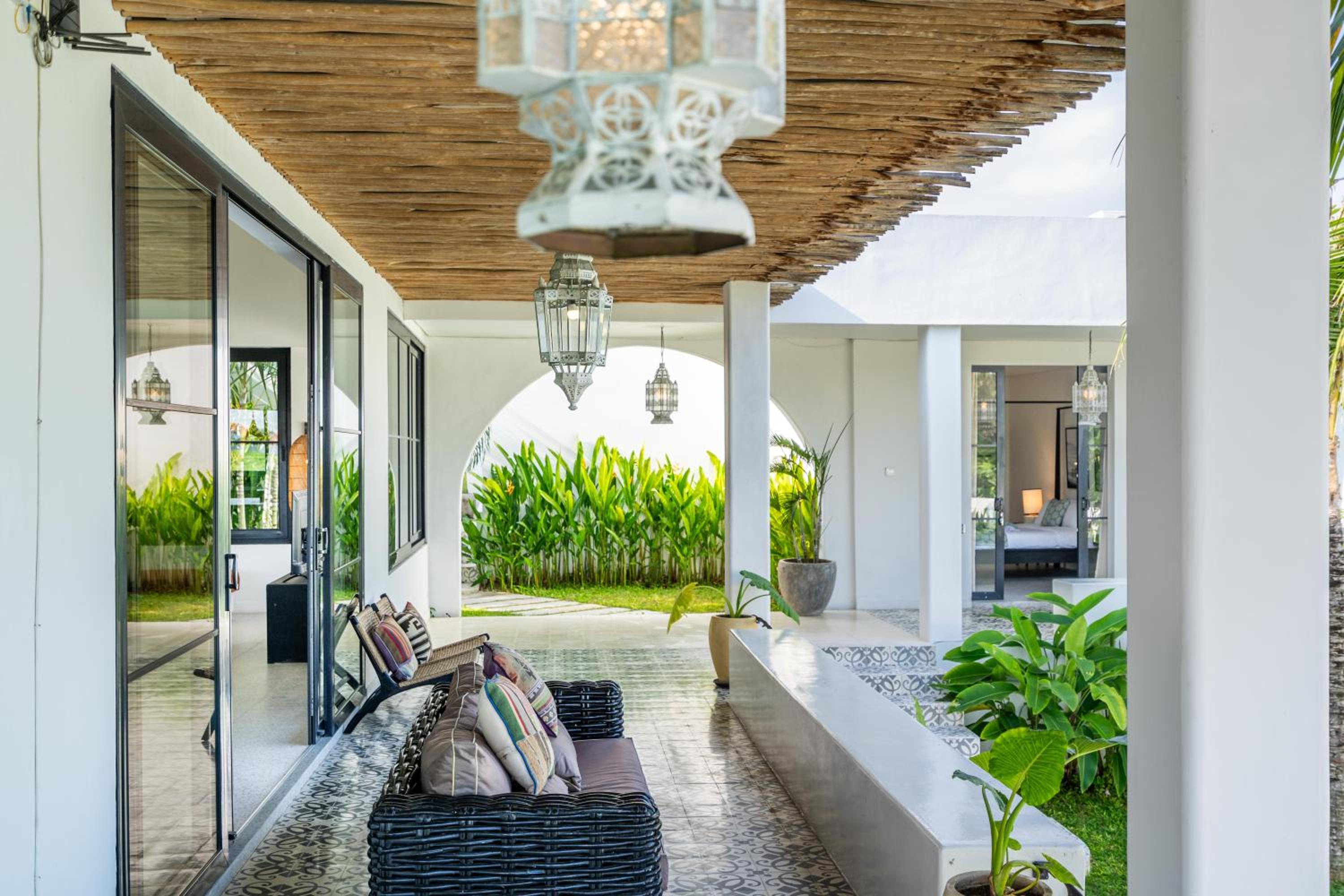 Prime Canggu Villa with stunning Rice field views
