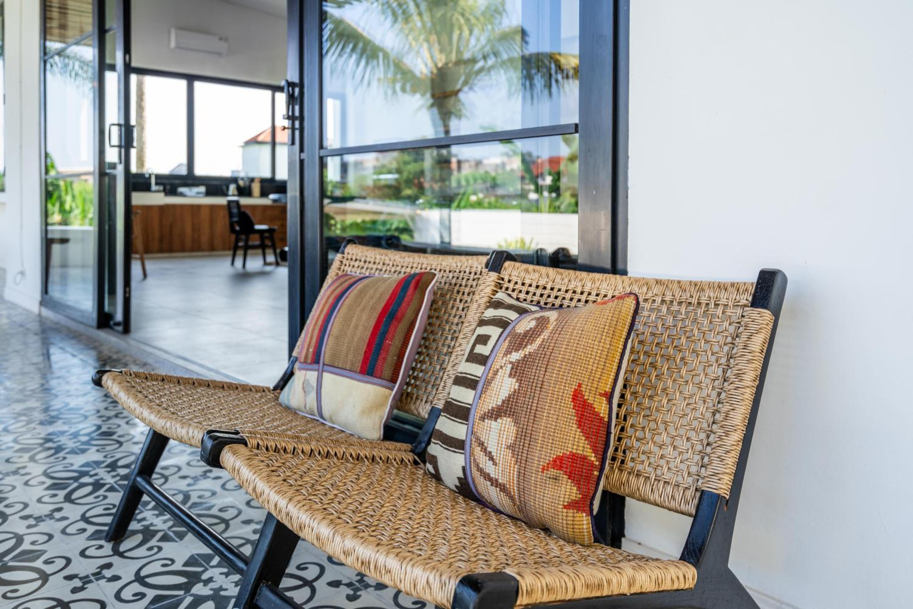 Prime Canggu Villa with stunning Rice field views