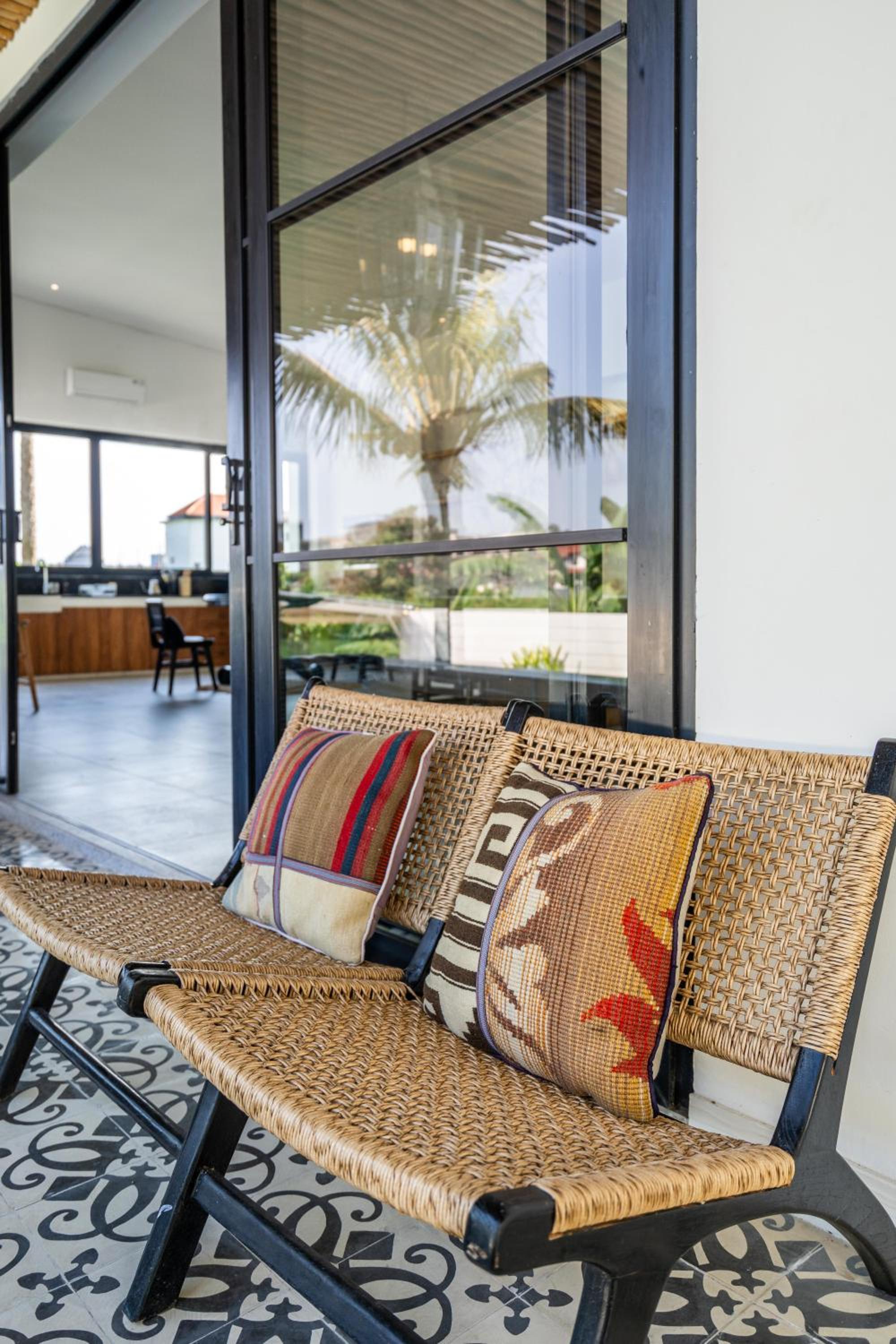 Prime Canggu Villa with stunning Rice field views