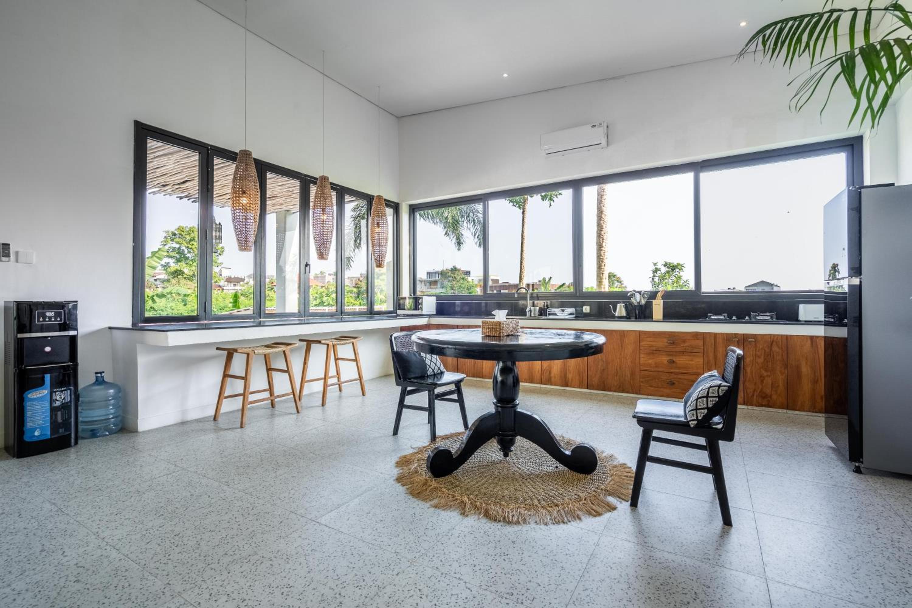 Prime Canggu Villa with stunning Rice field views