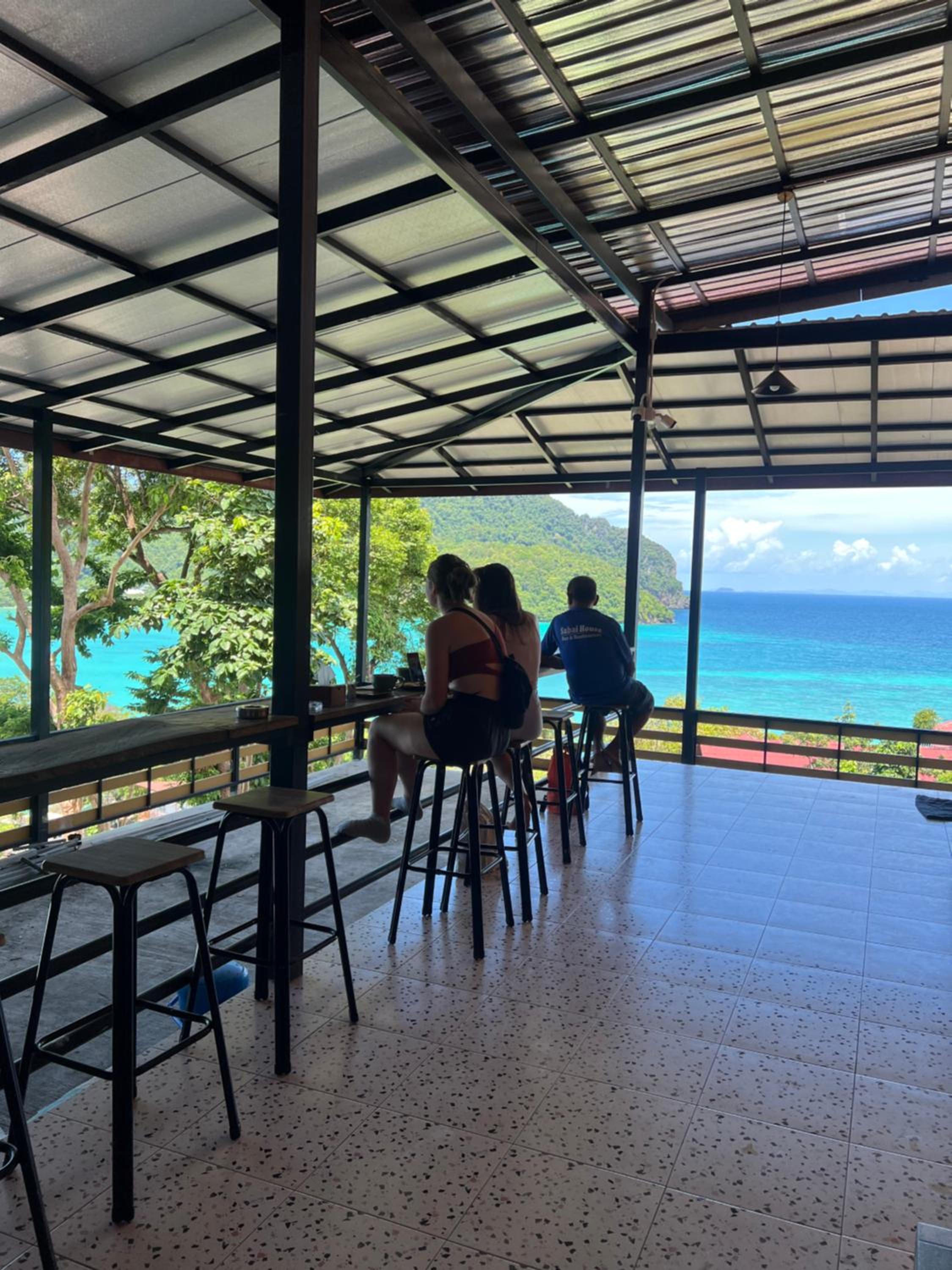 The view Hostel