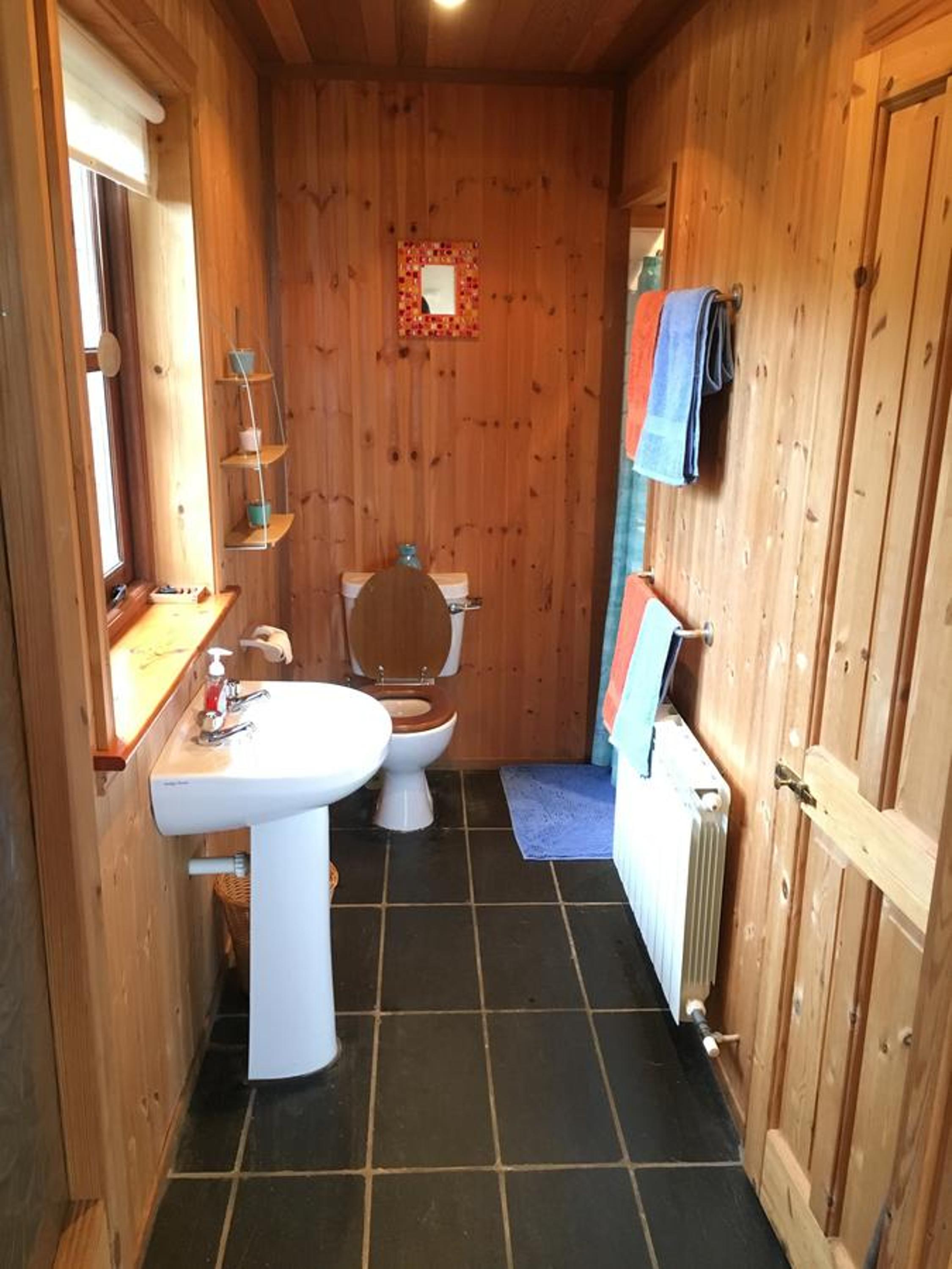 Photo 28