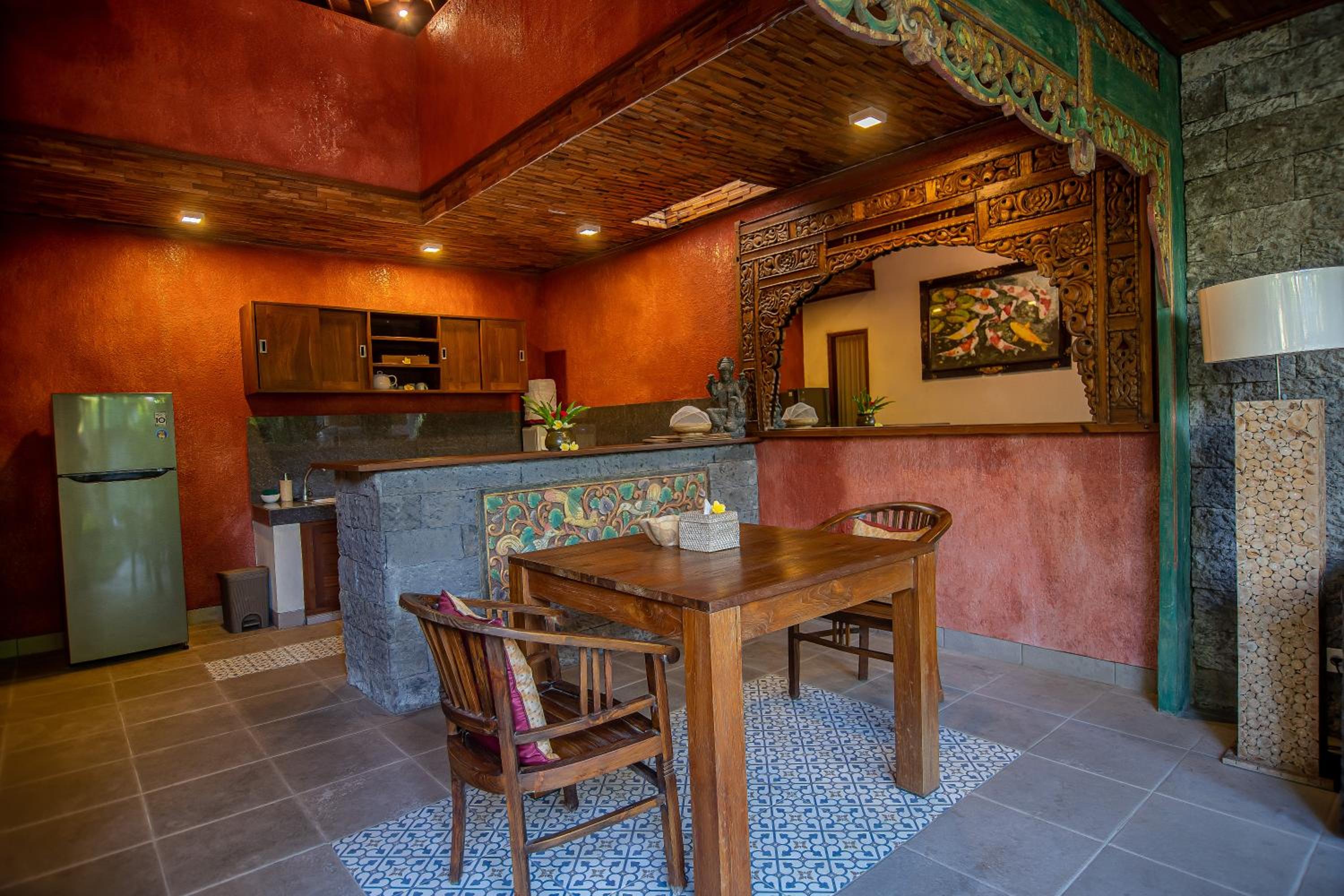 Mandra Villa
