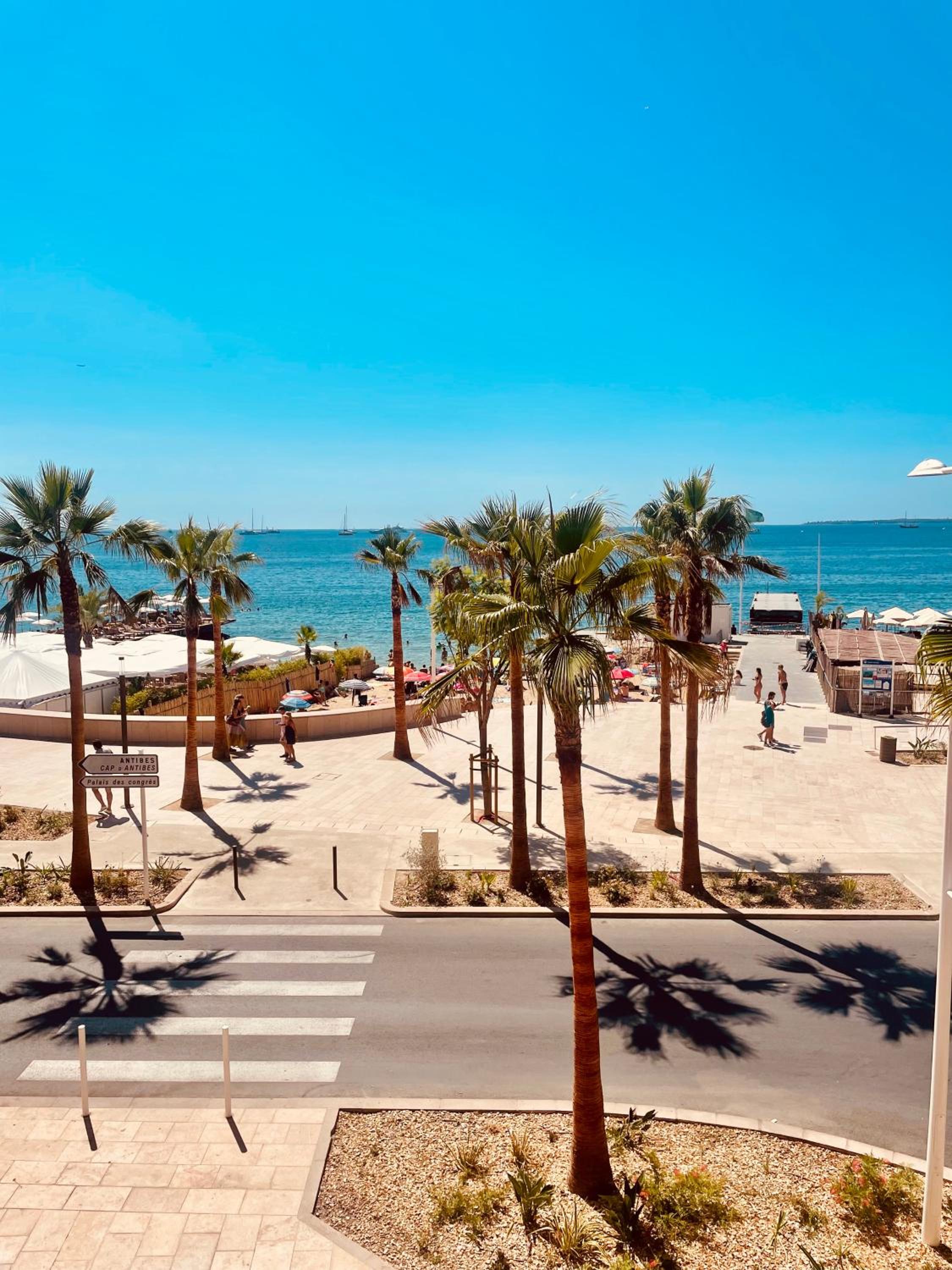 Sea view in Juan Les Pins