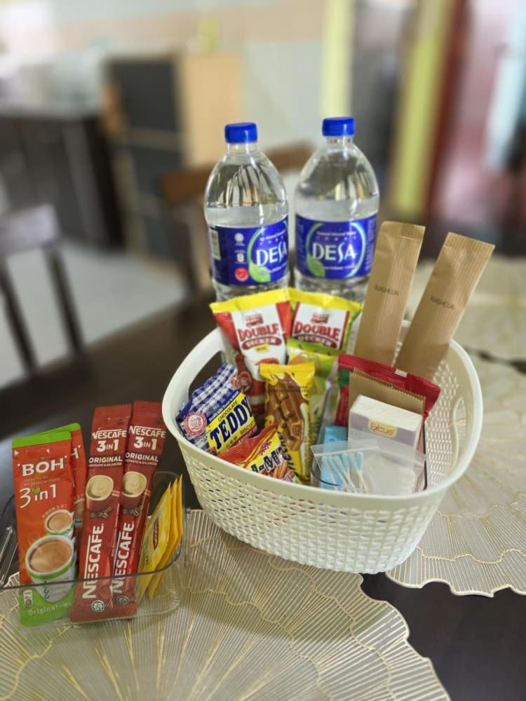 The Sunset Terrace, Ocean View Resort-Teluk Kemang, Sea Views, Walk to beach, Netflix, Beverages & Snacks