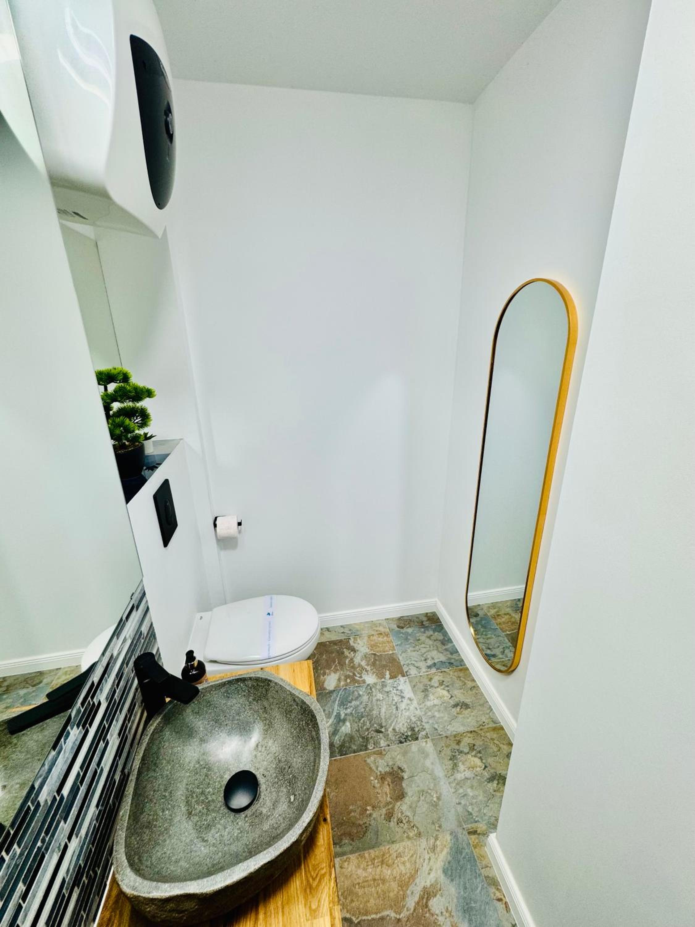 Metropole Apartments Prime Suites
