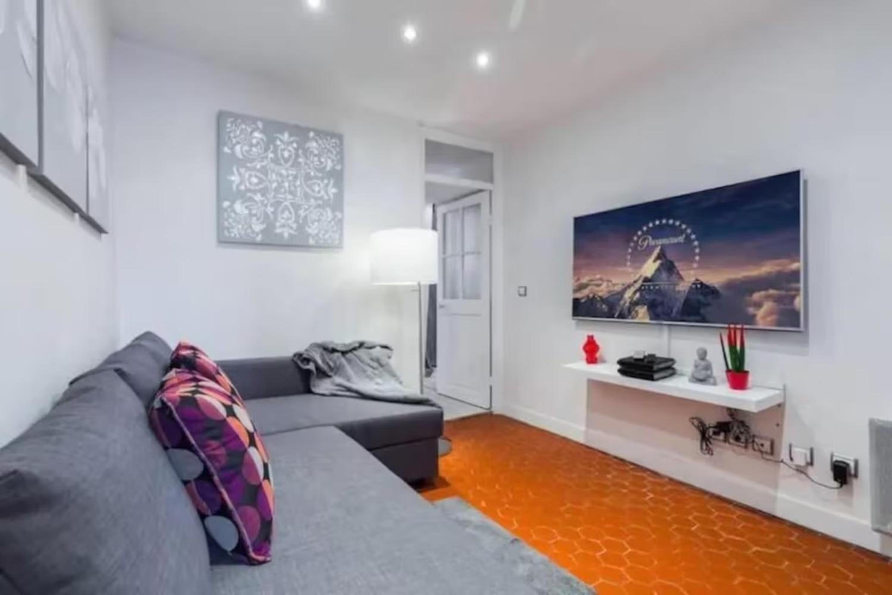 Signature Penthouse at Villefranche, Steps to Beach, Limited-Time Offer