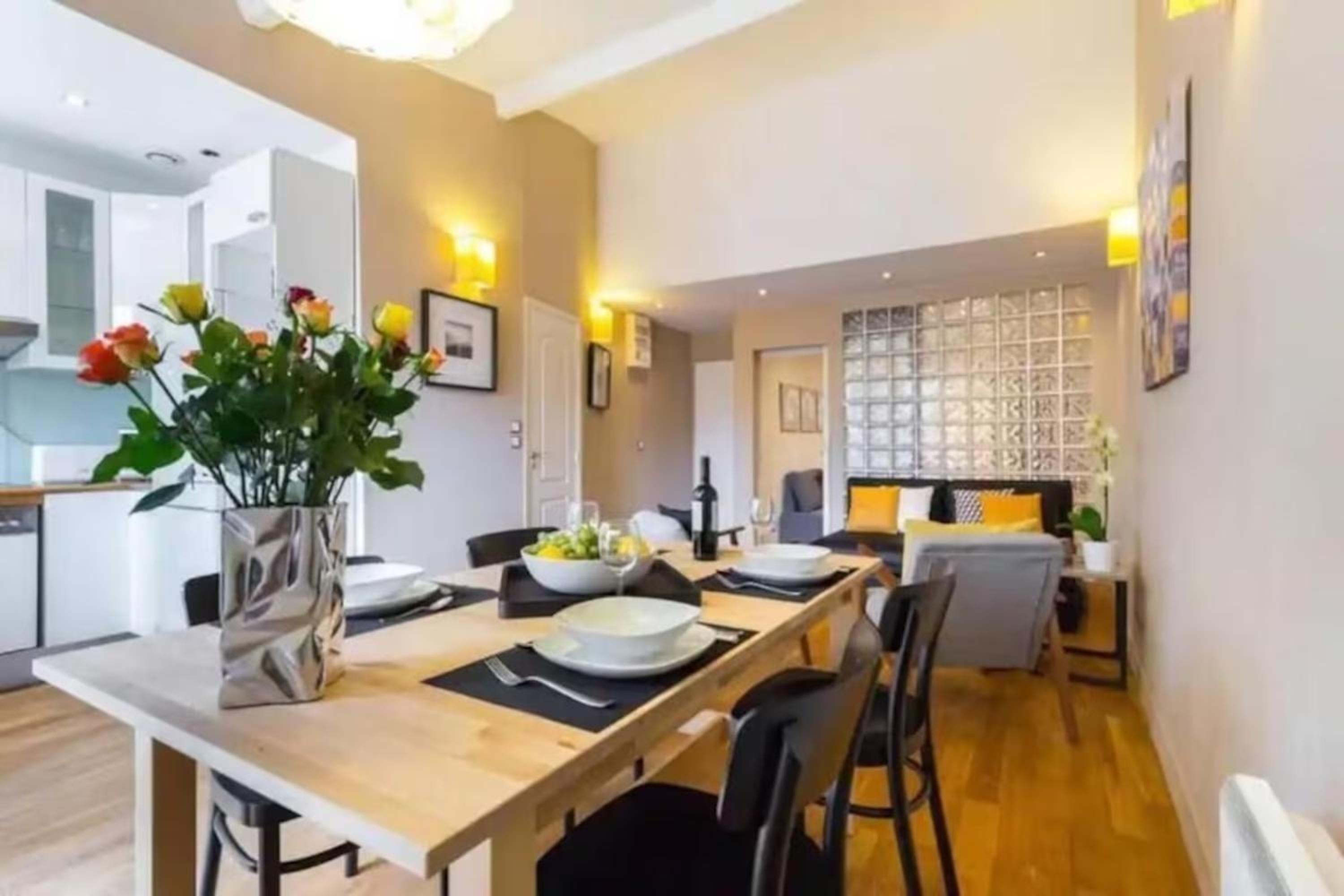 Signature Penthouse at Villefranche, Steps to Beach, Limited-Time Offer