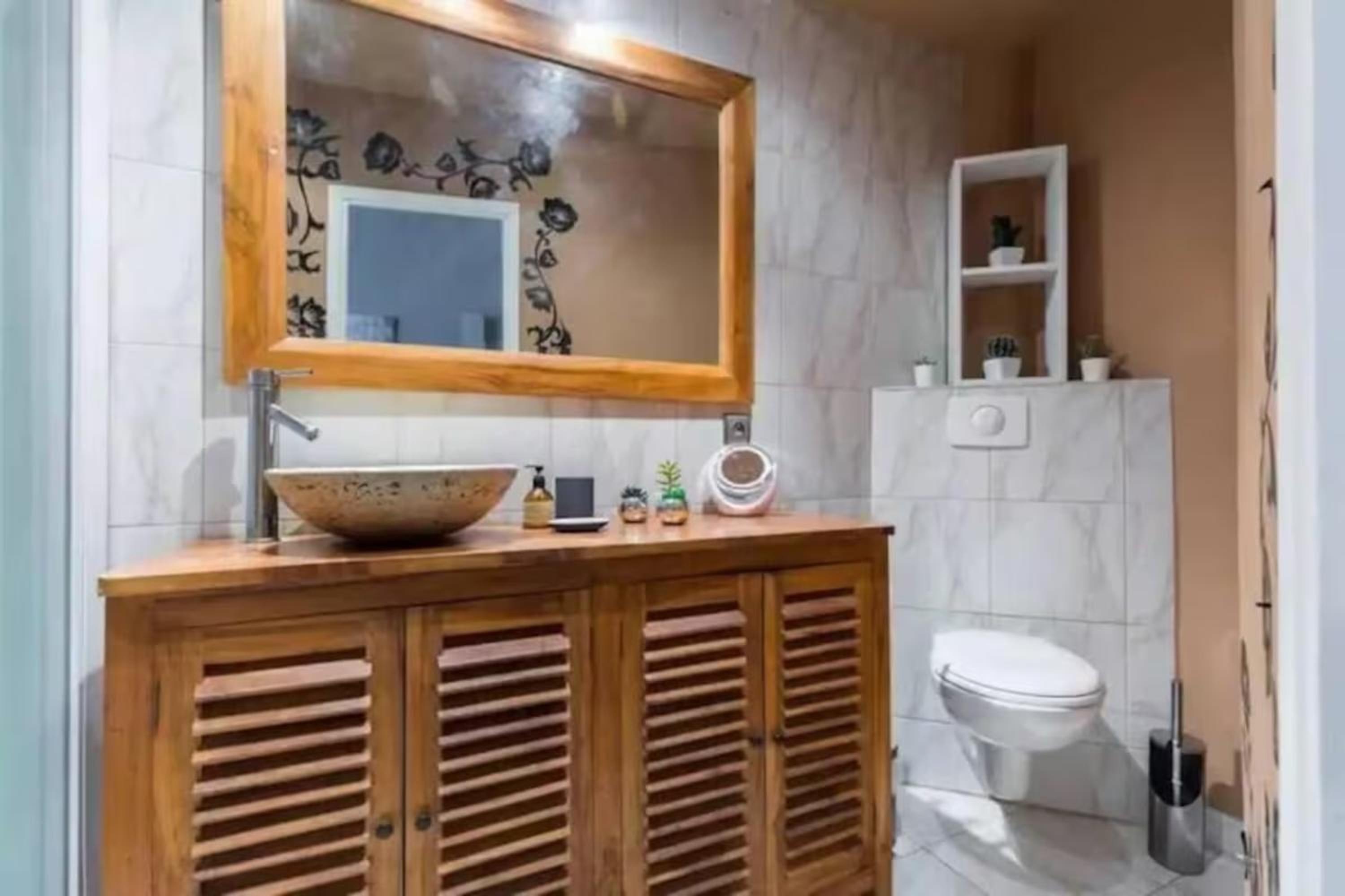 Signature Penthouse at Villefranche, Steps to Beach, Limited-Time Offer