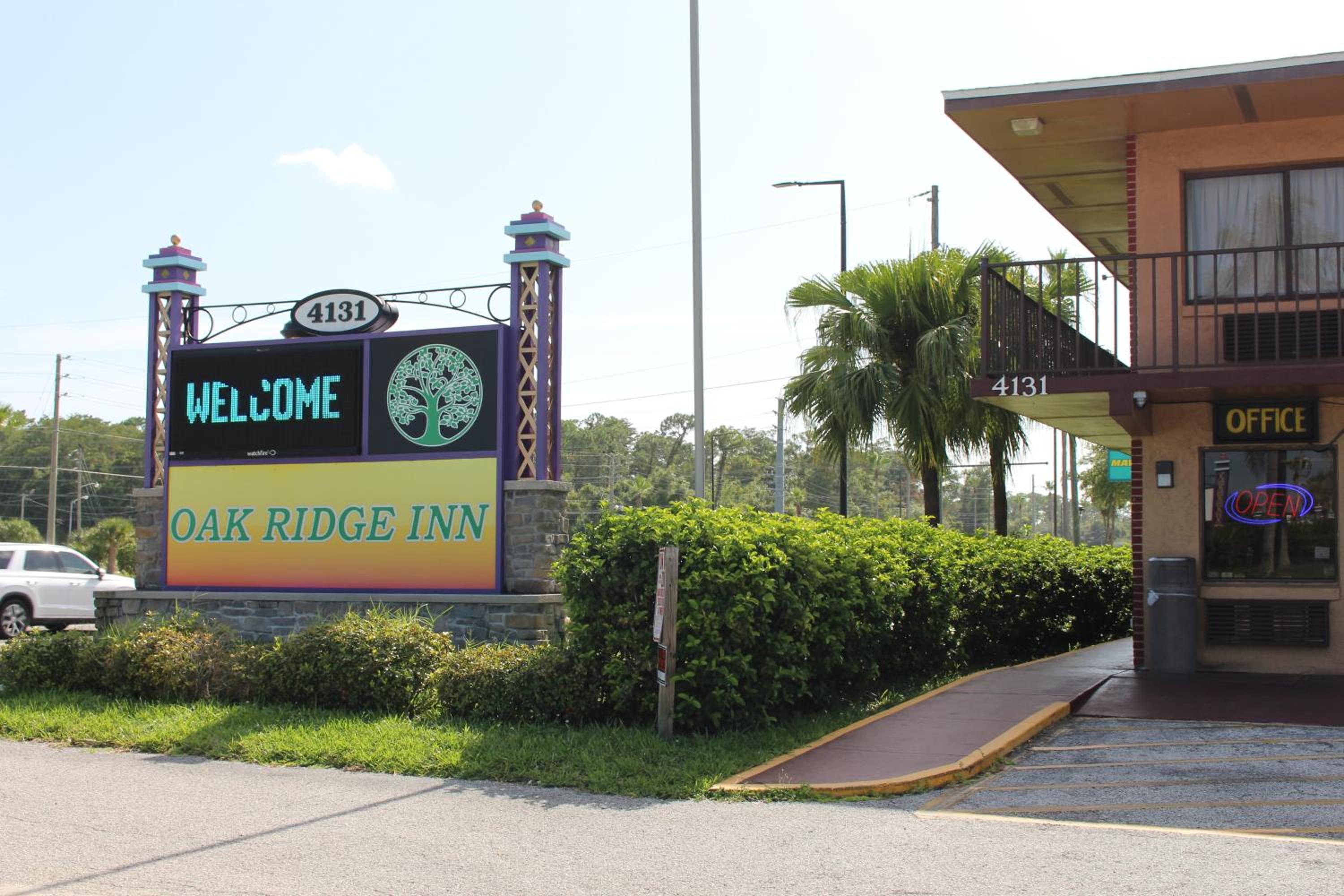 Oak Ridge Inn