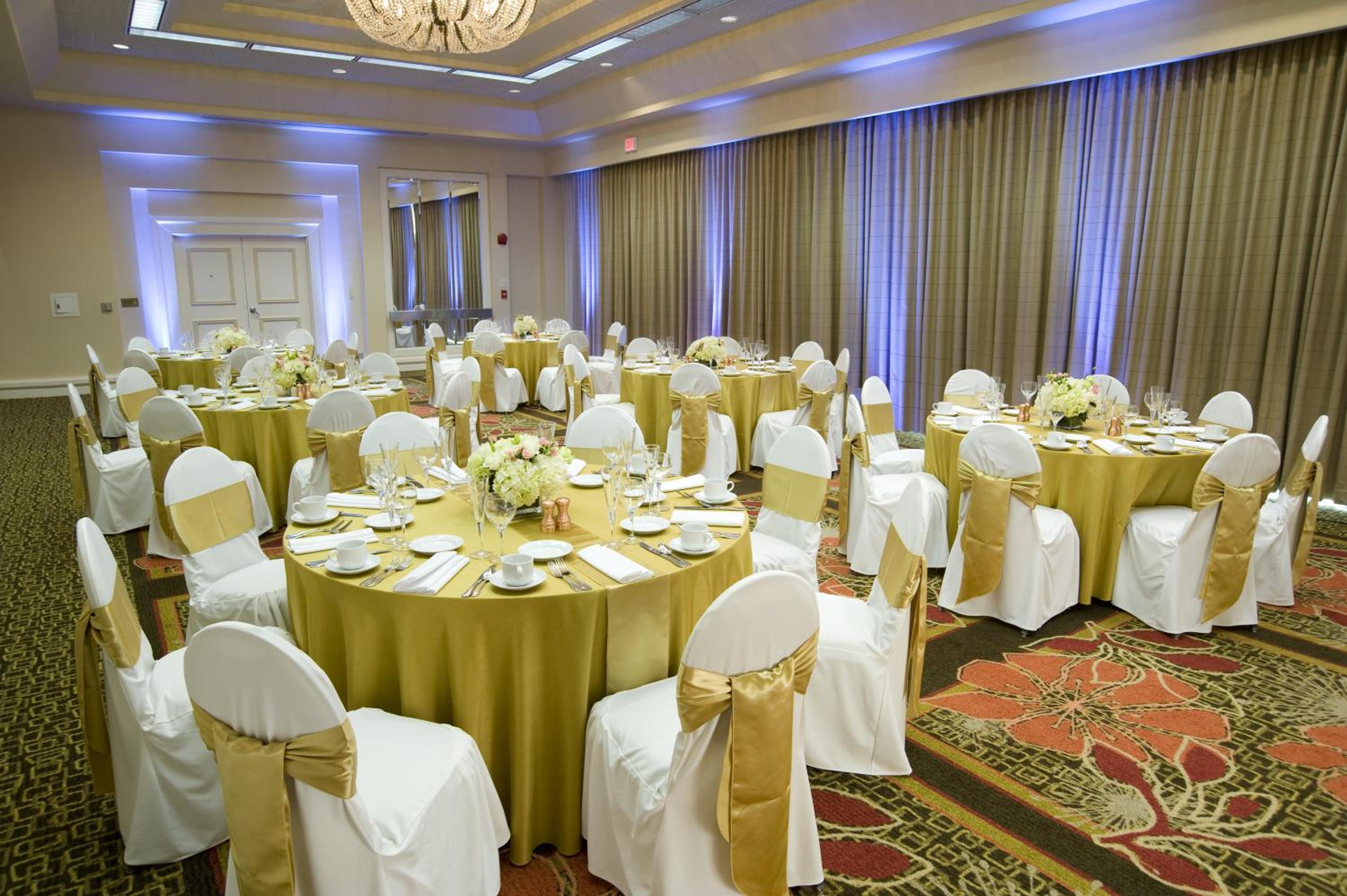 Van Nuys Vacations - Airtel Plaza Hotel - Property Image 49